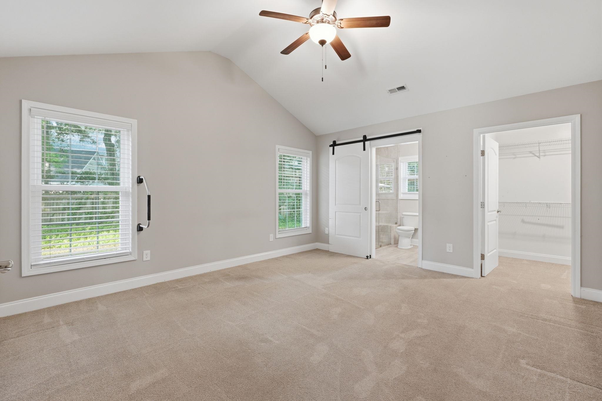 534 Waverly Loop Property Photo 16