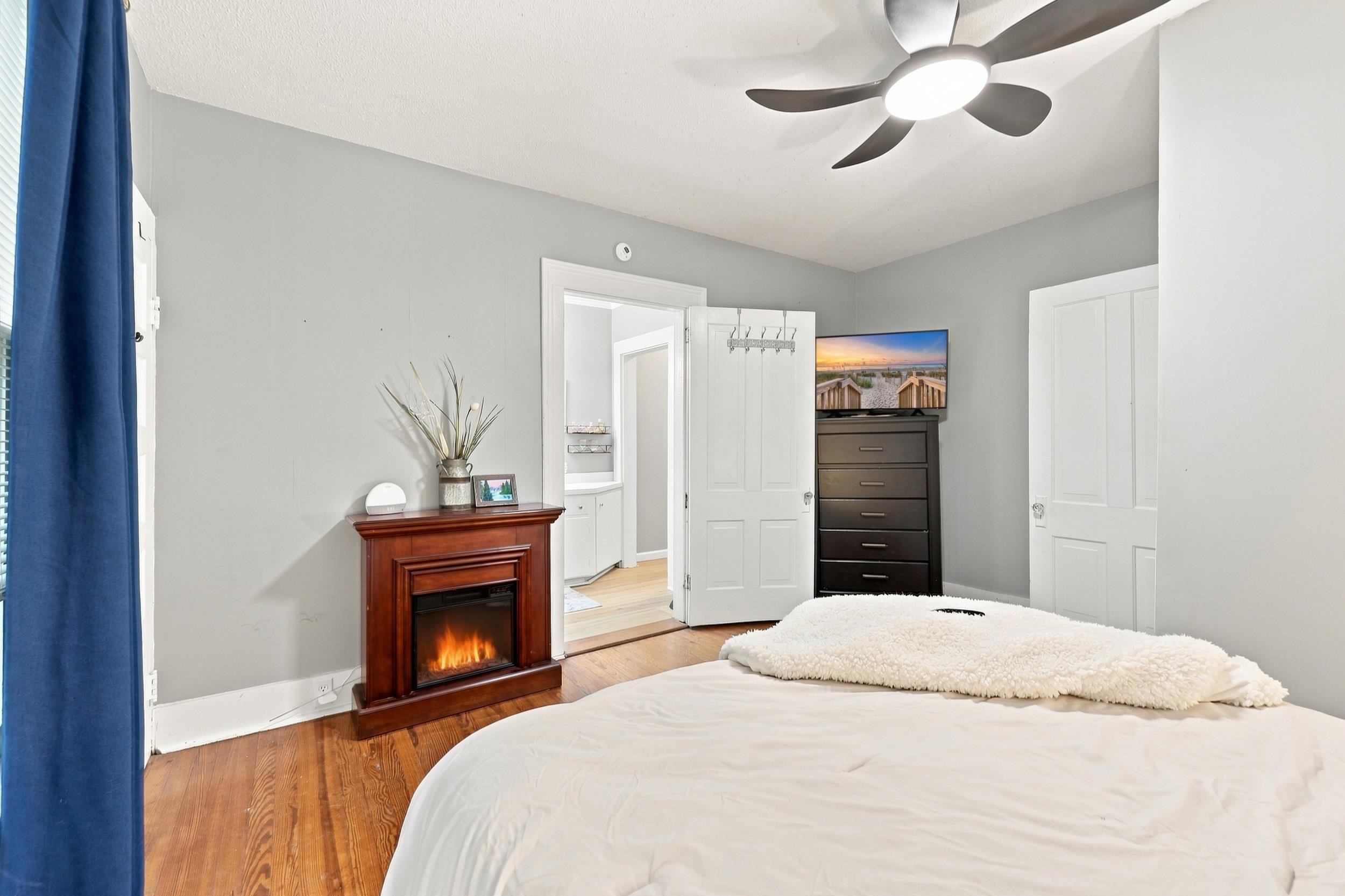 222 E Wine St. Property Photo 19