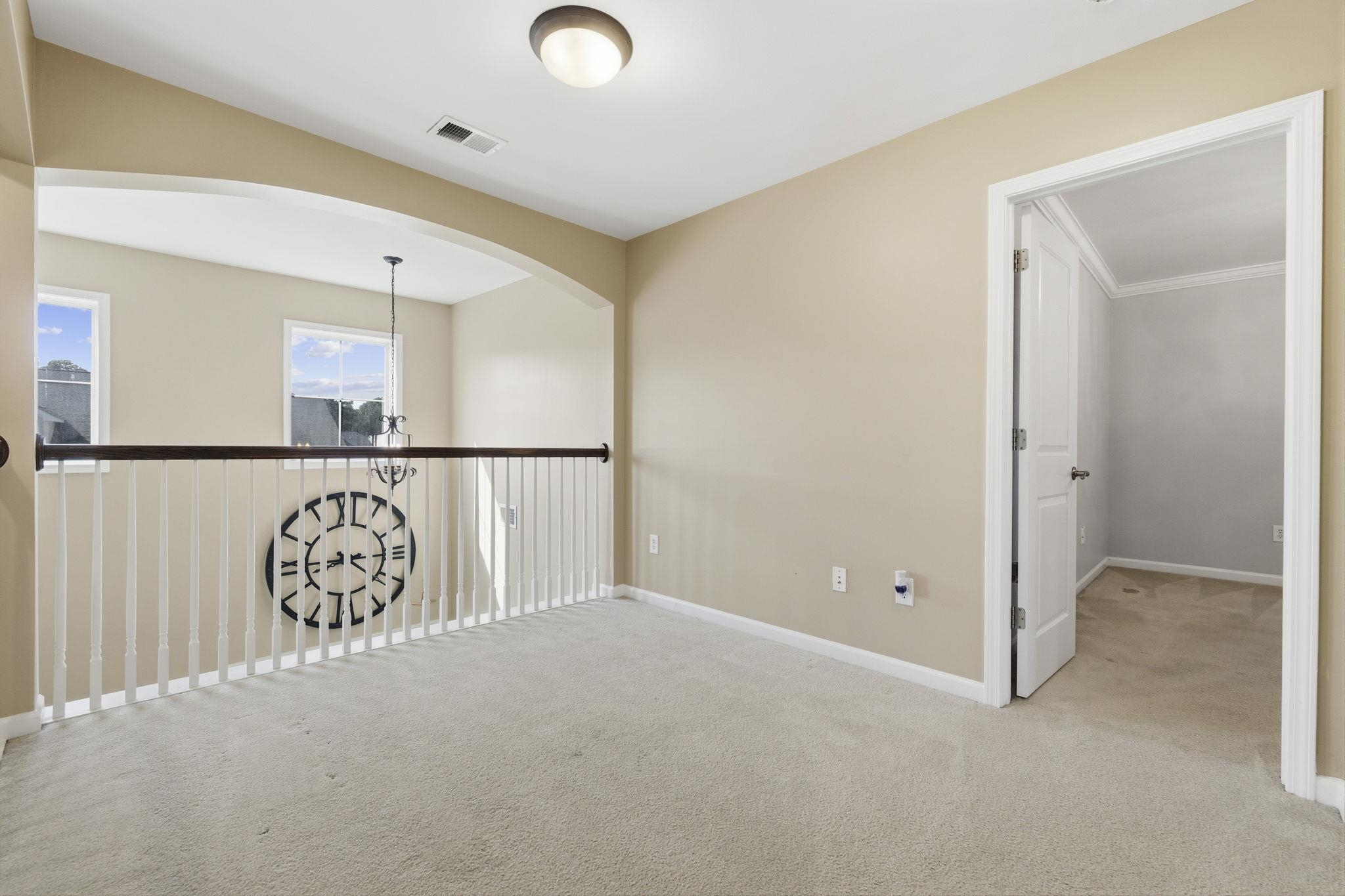 732 Dreamland Dr. Property Photo 36