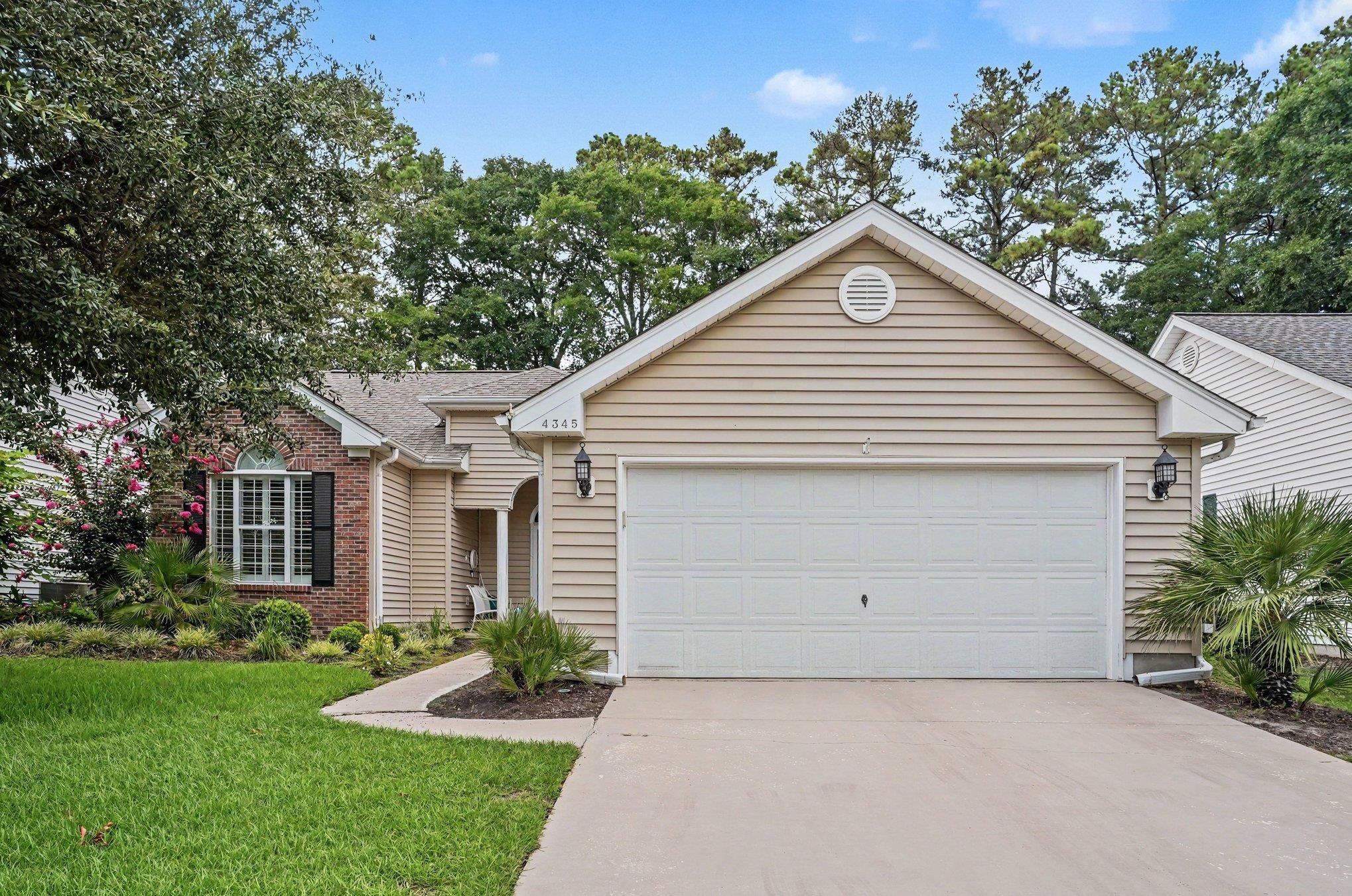 4345 Oakwood Circle Property Photo 1
