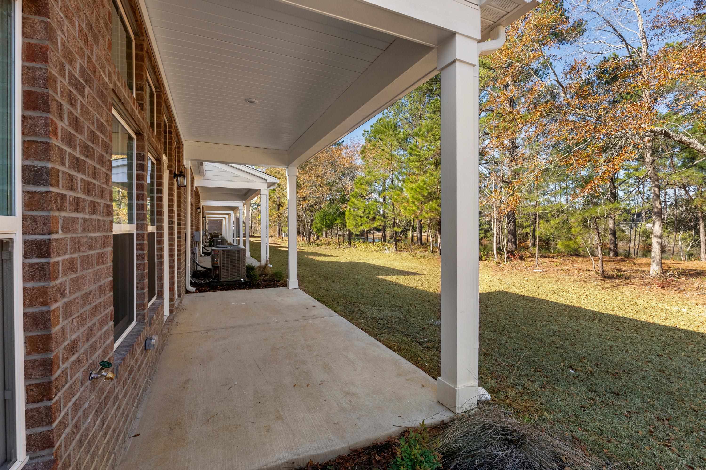 866 Foxtail Dr. Property Photo 4