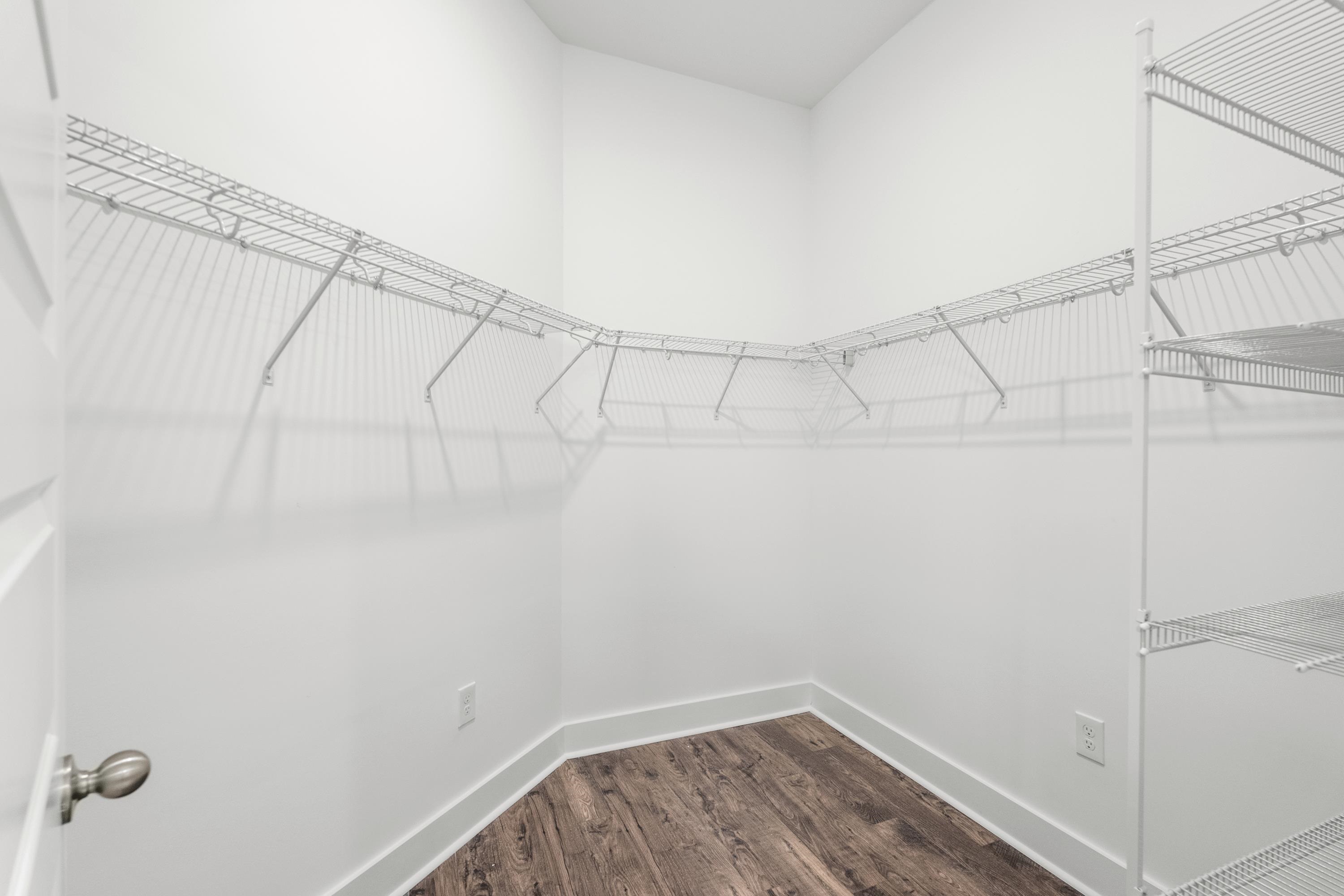 866 Foxtail Dr. Property Photo 25