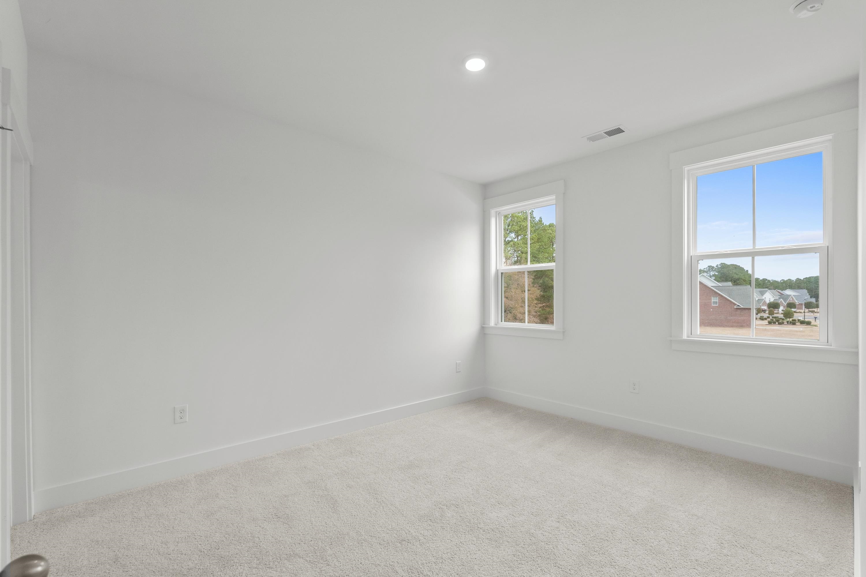 866 Foxtail Dr. Property Photo 32