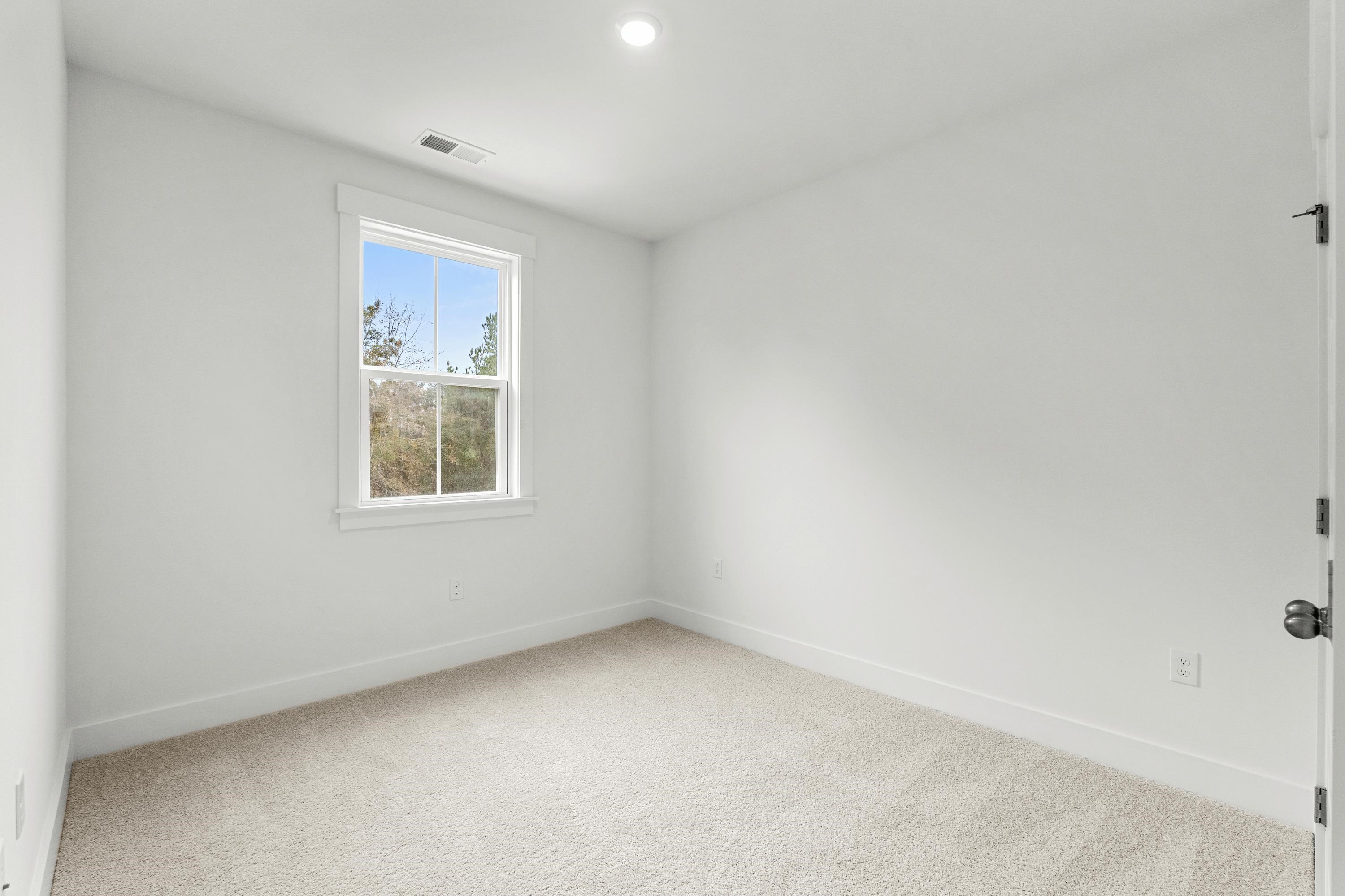 866 Foxtail Dr. Property Photo 38