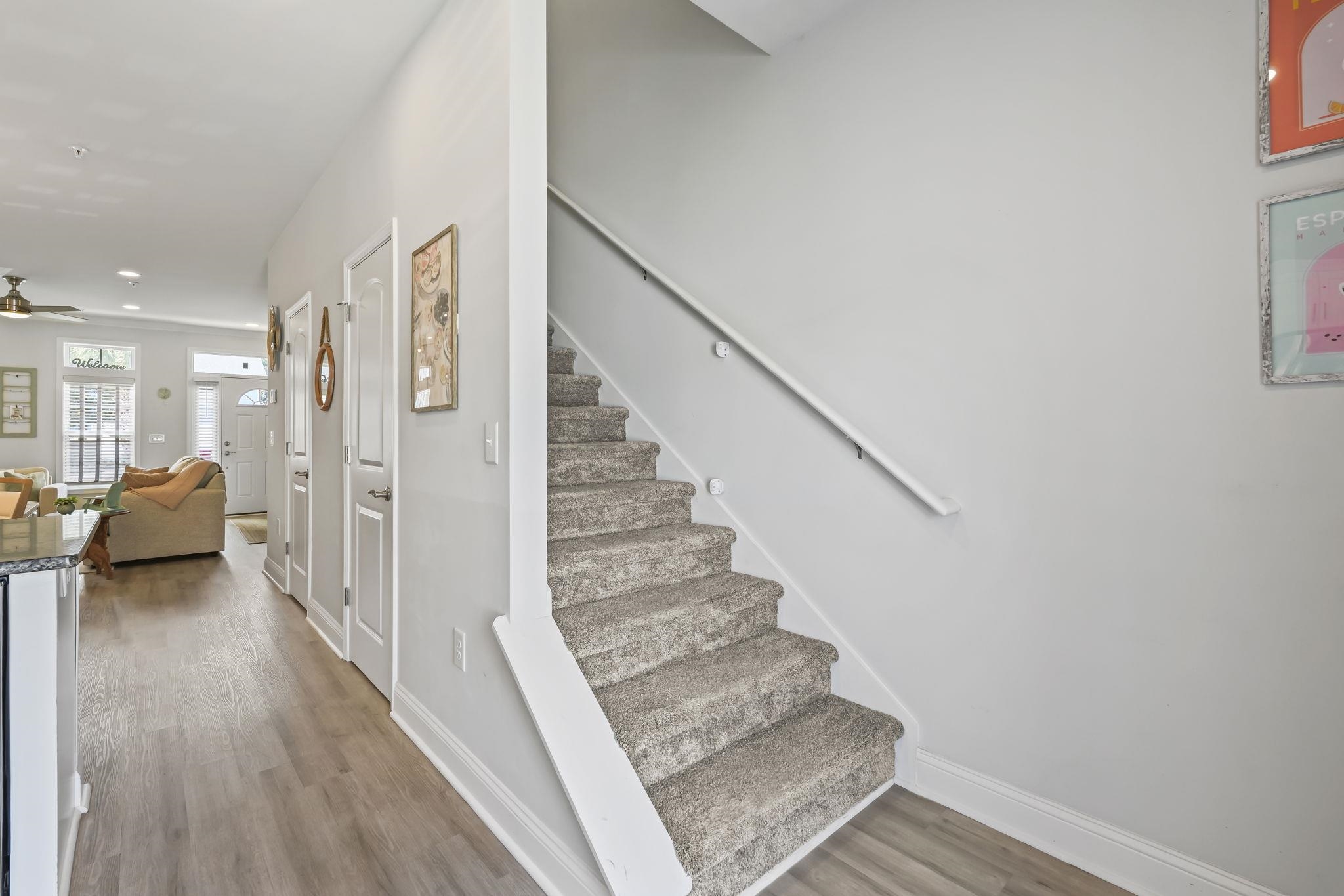 793 Moen Pl. Property Photo 17