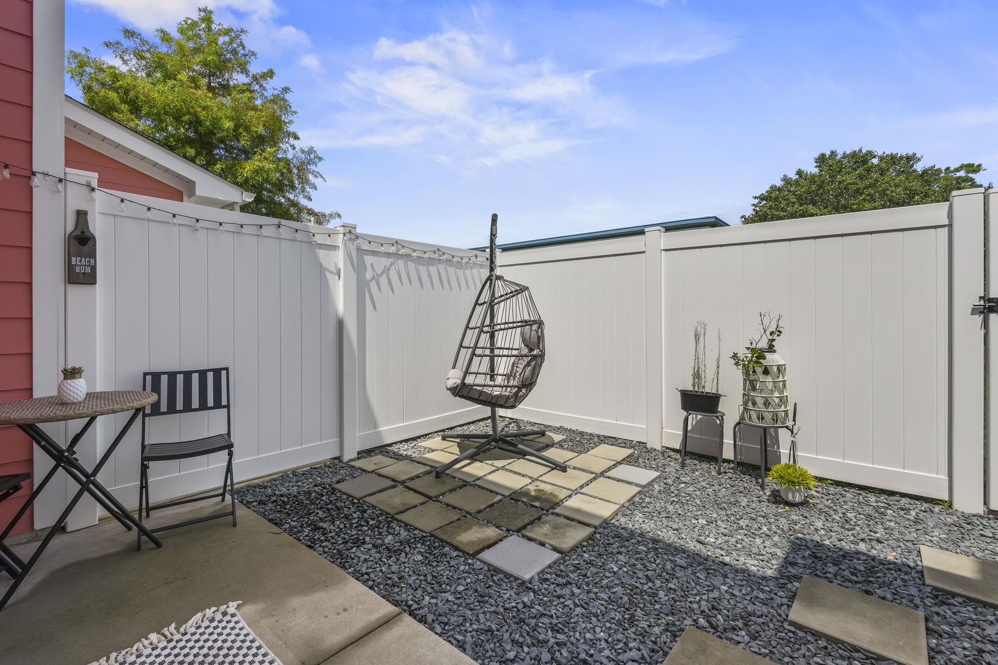 793 Moen Pl. Property Photo 30