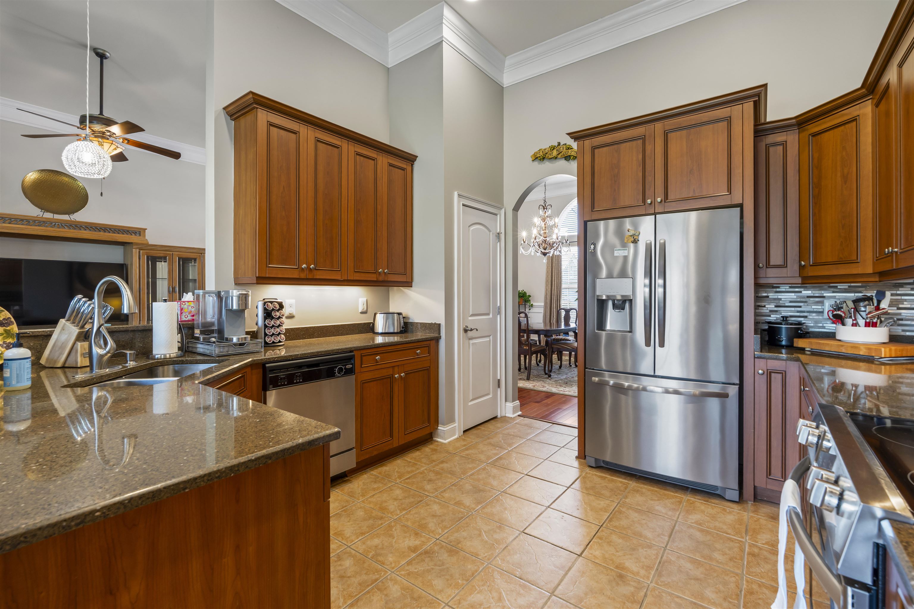 906 Anson Ct. Property Photo 6