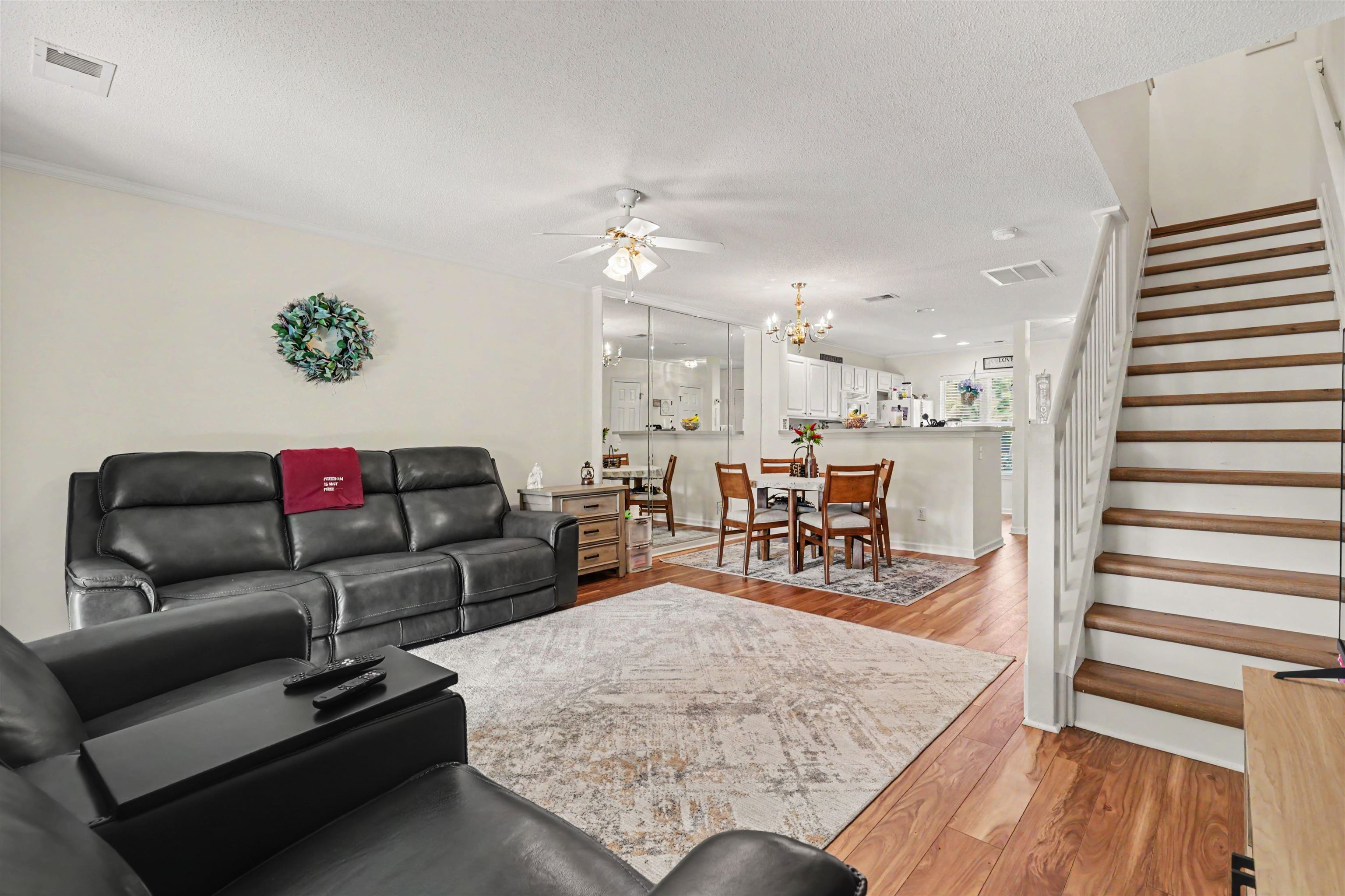 1022 Pinnacle Ln. Property Photo 14