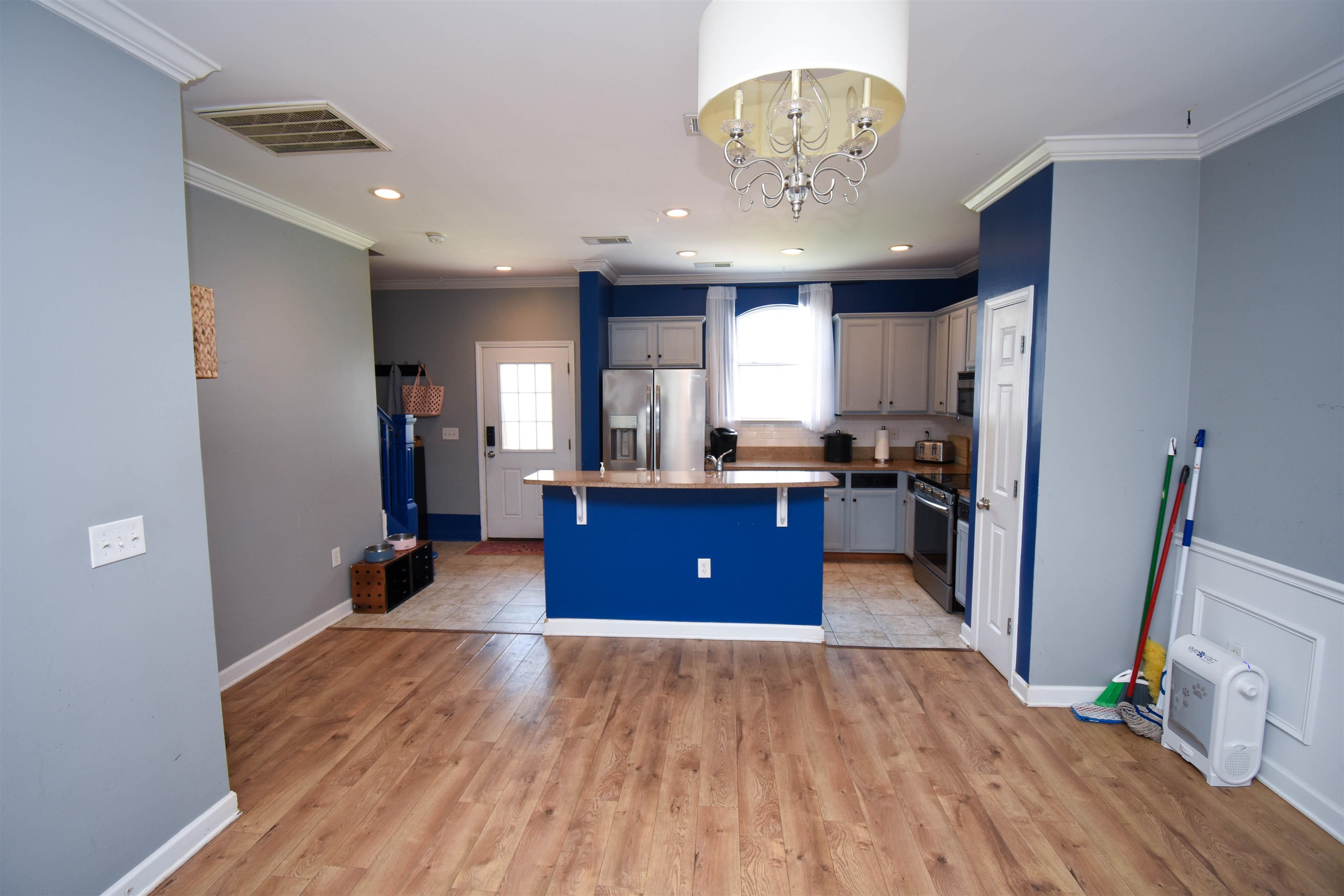 3564 Alexandria Ave. Property Photo 4