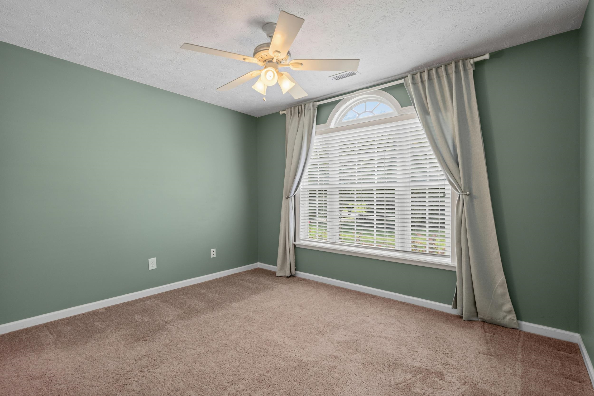 520a Crusade Circle Property Photo 39