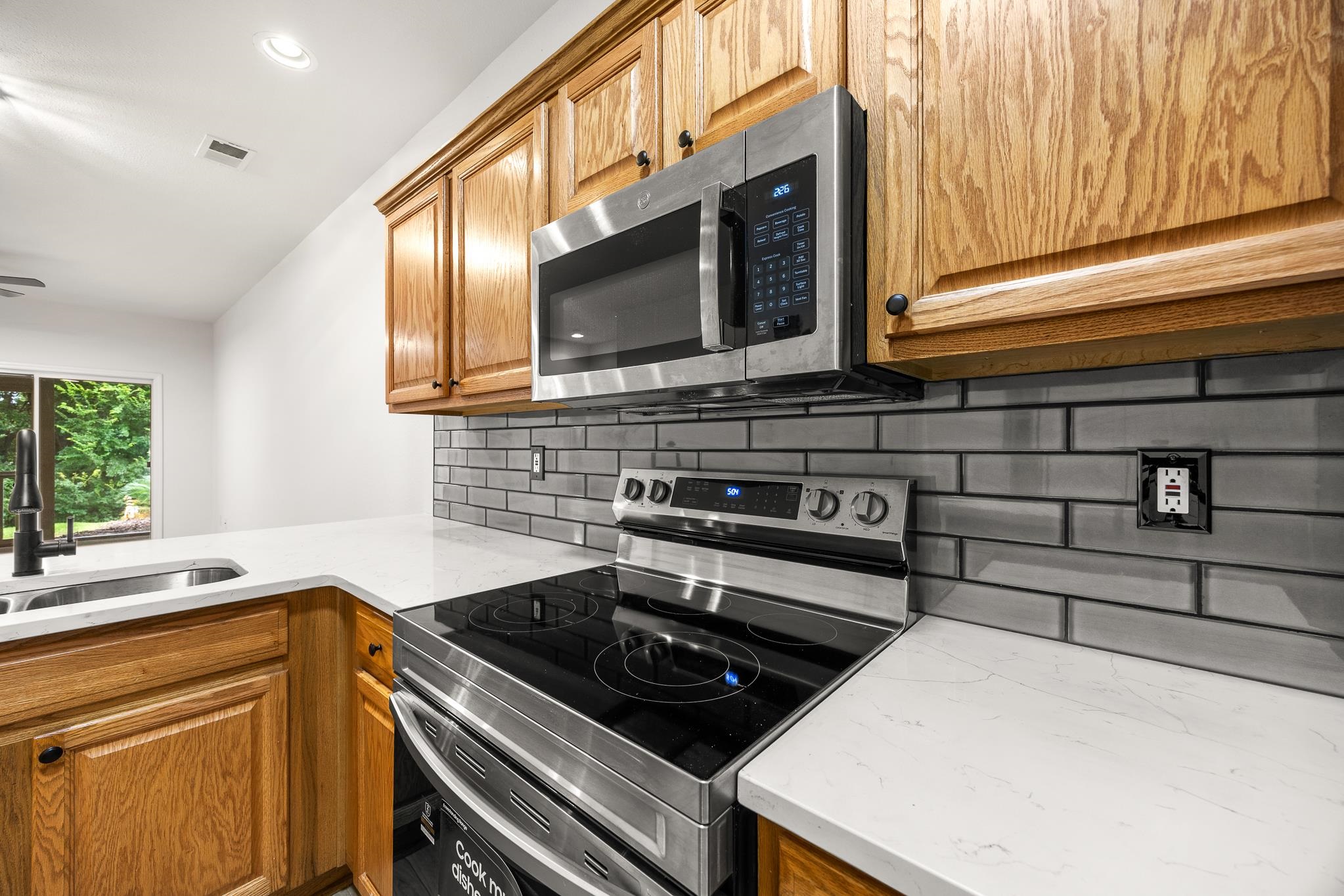 721 Painted Bunting Dr. Property Photo 17