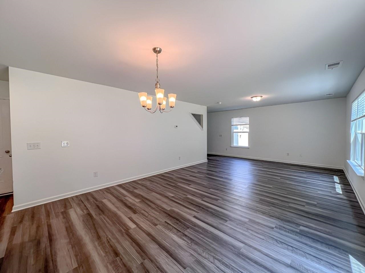 756 Treaty Ct. Property Photo 6