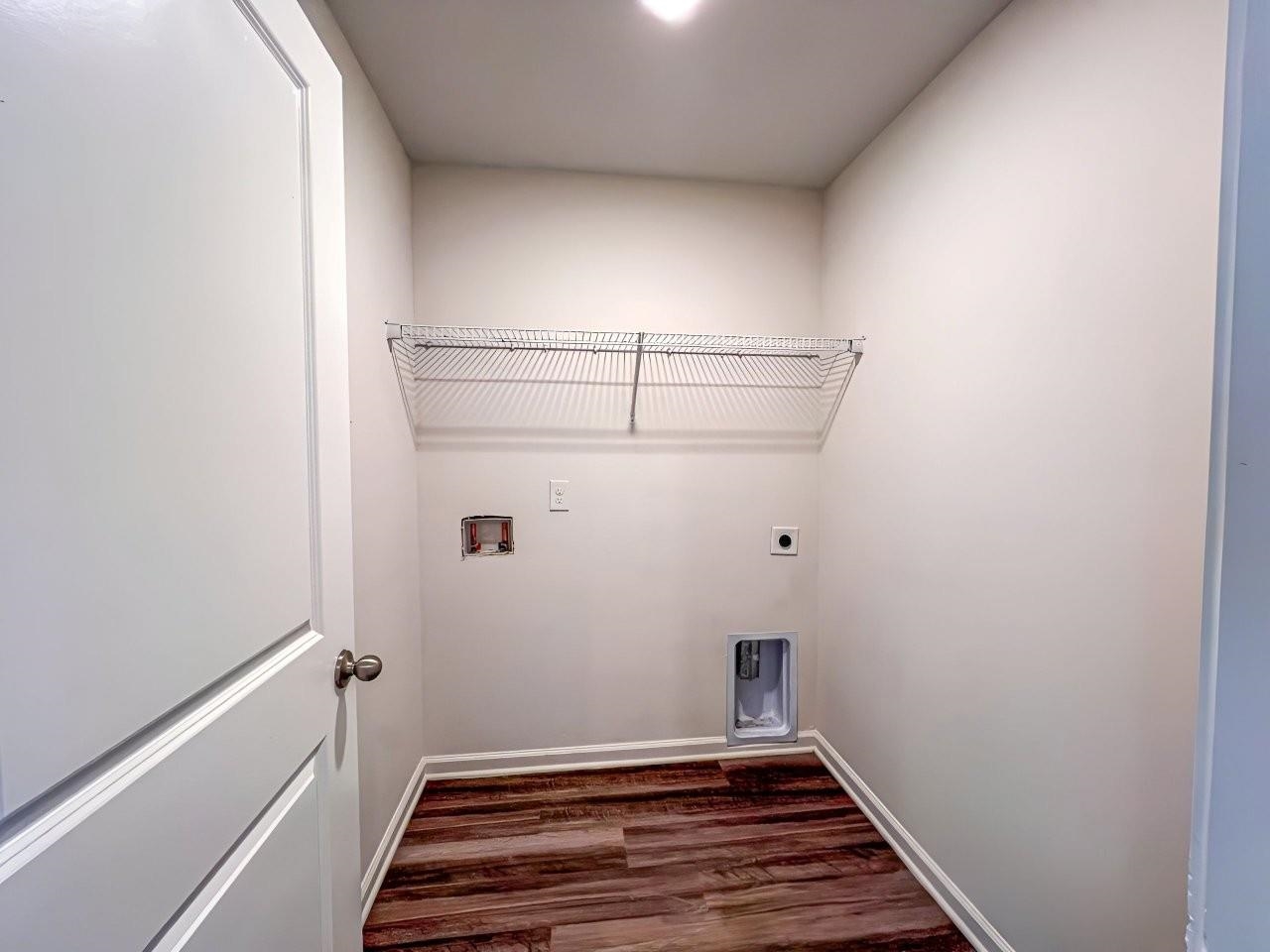 756 Treaty Ct. Property Photo 29