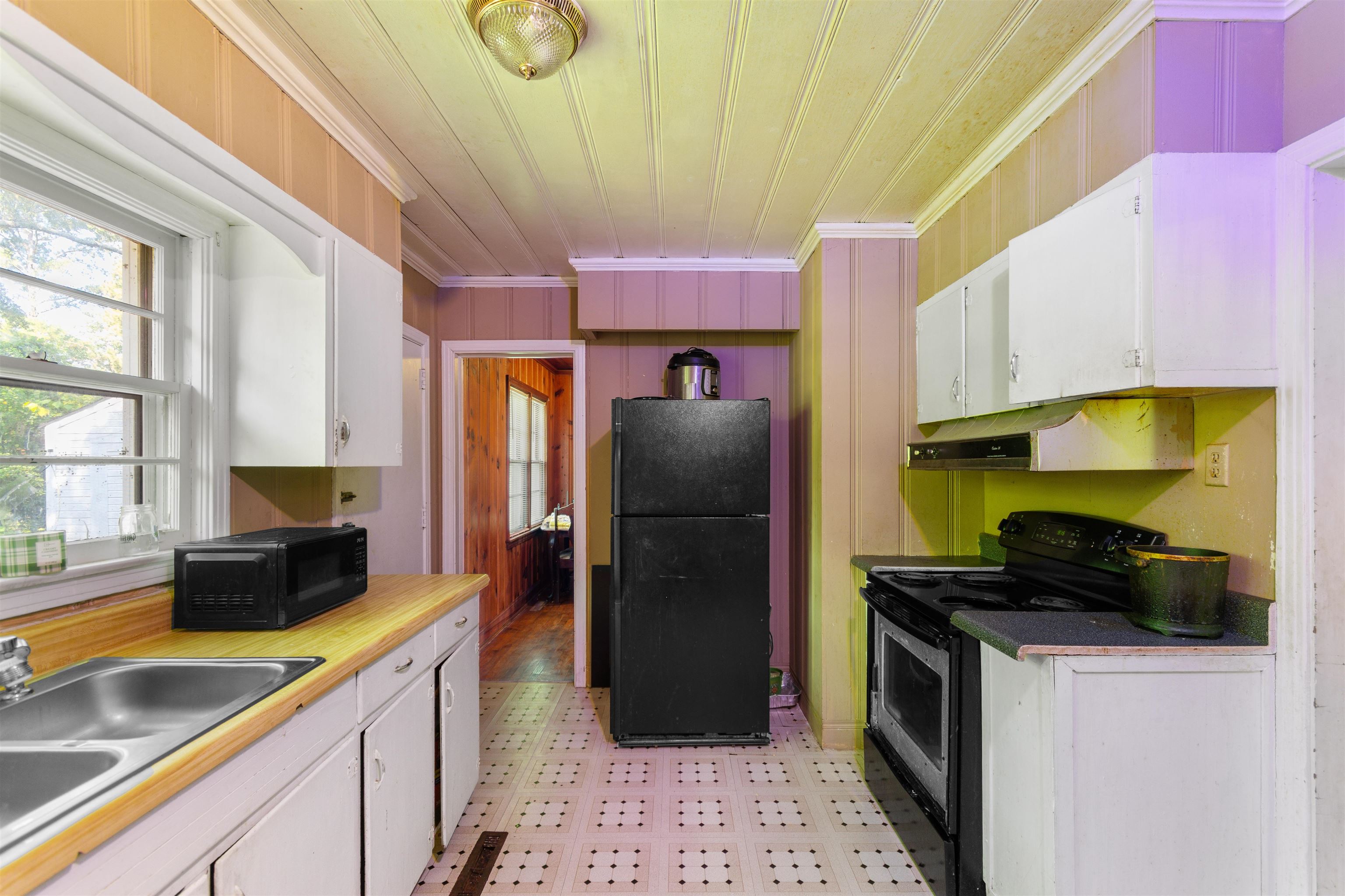 411 E Leitner St. Property Photo 5