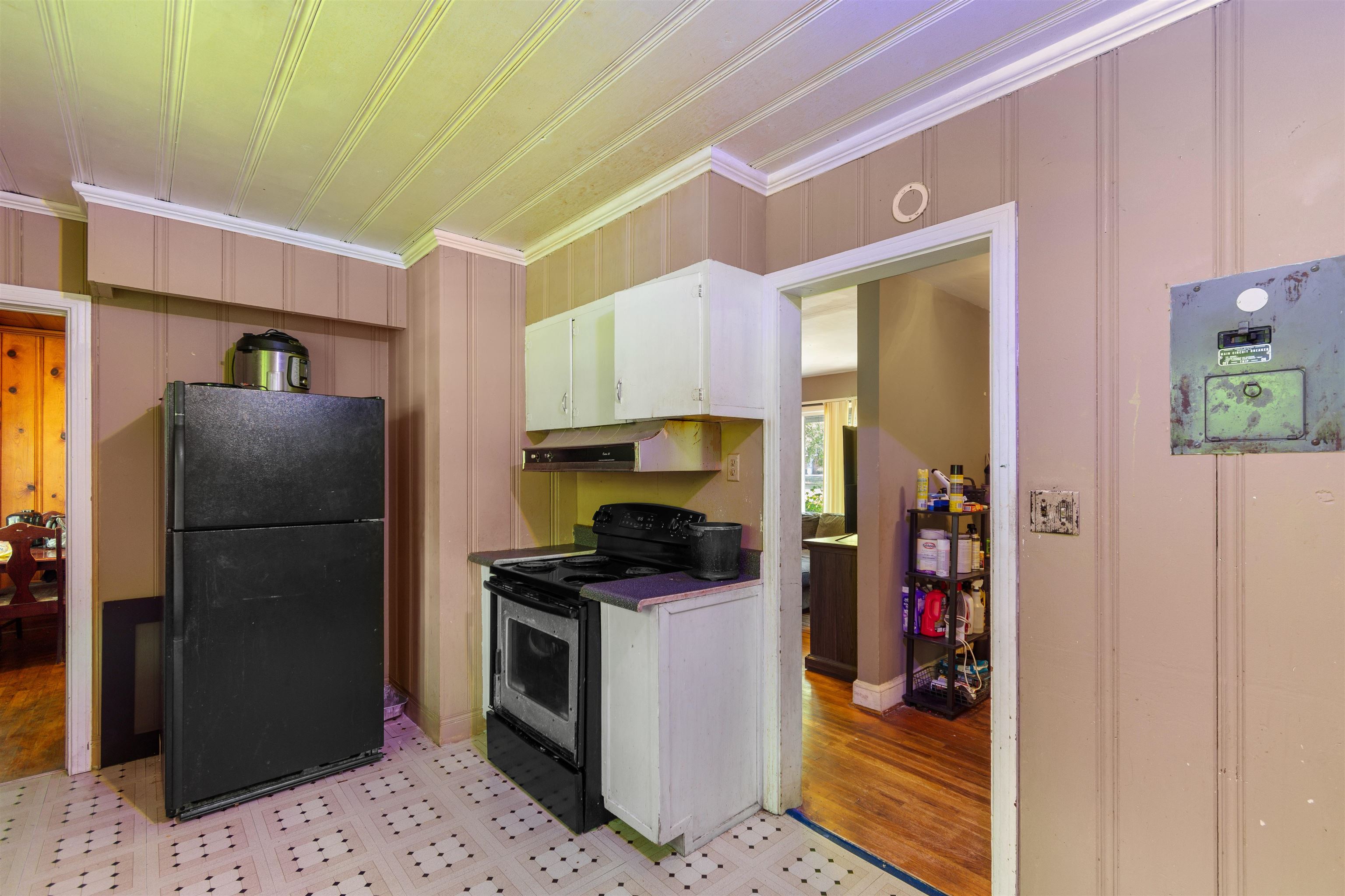 411 E Leitner St. Property Photo 6