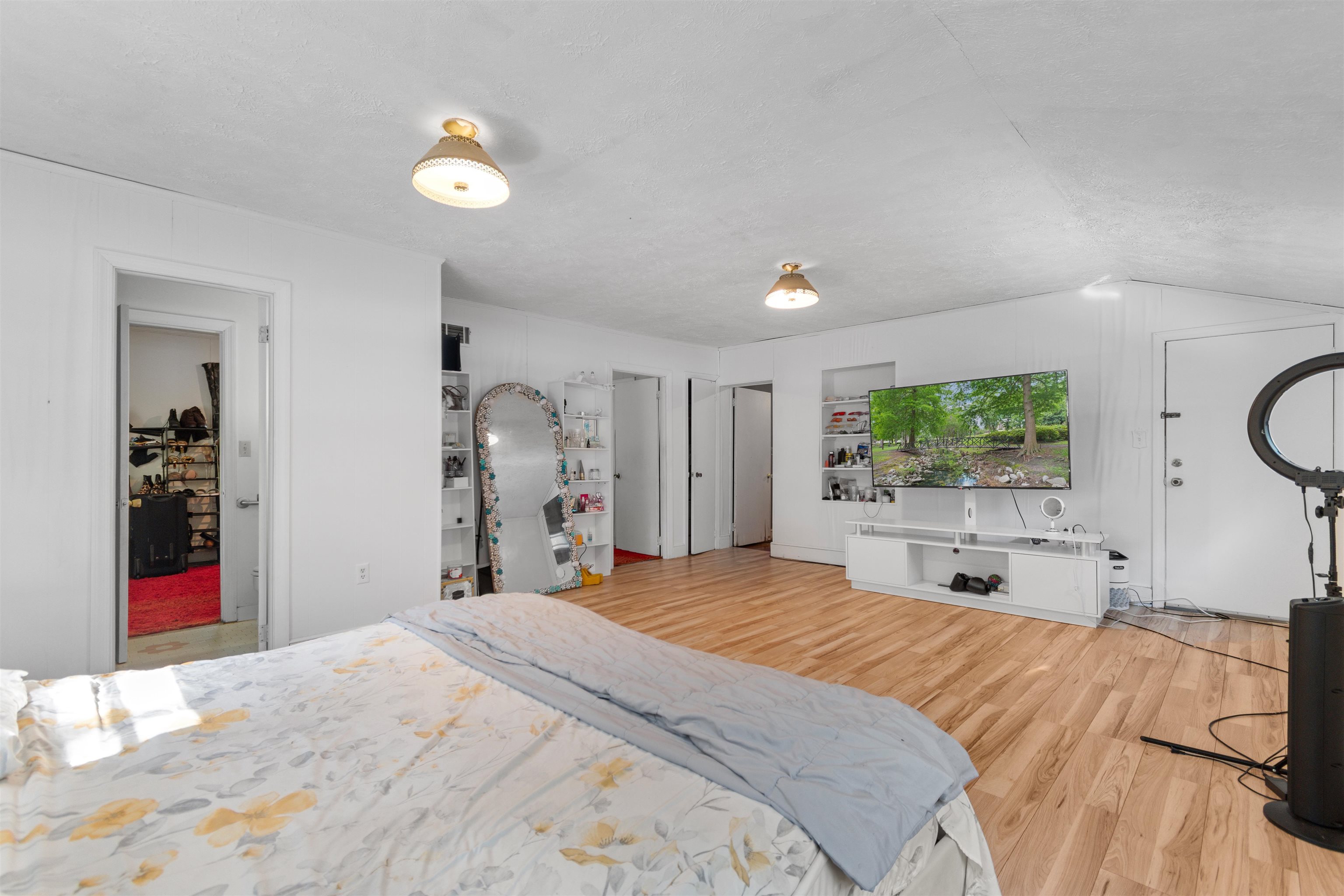 411 E Leitner St. Property Photo 15