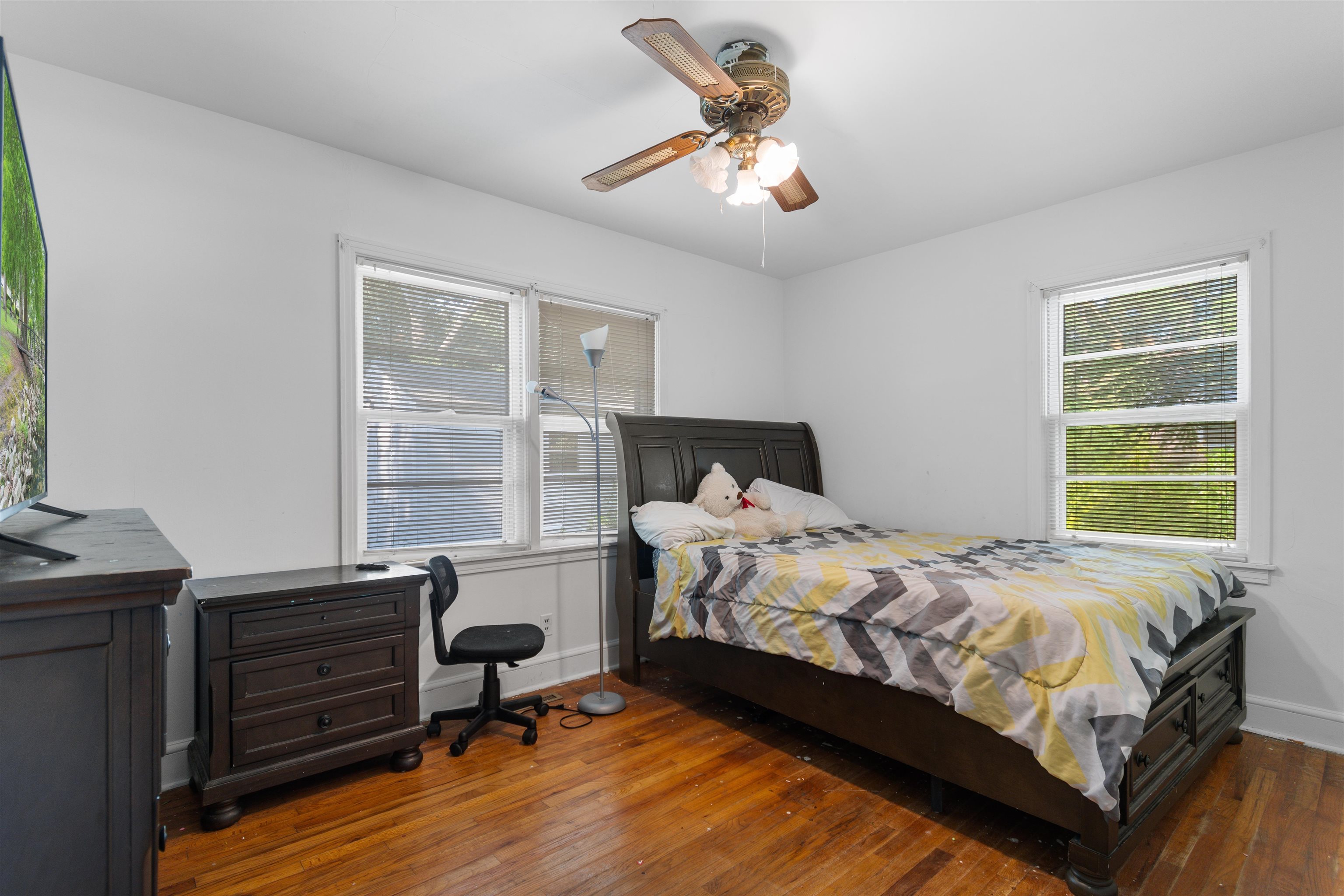 411 E Leitner St. Property Photo 24