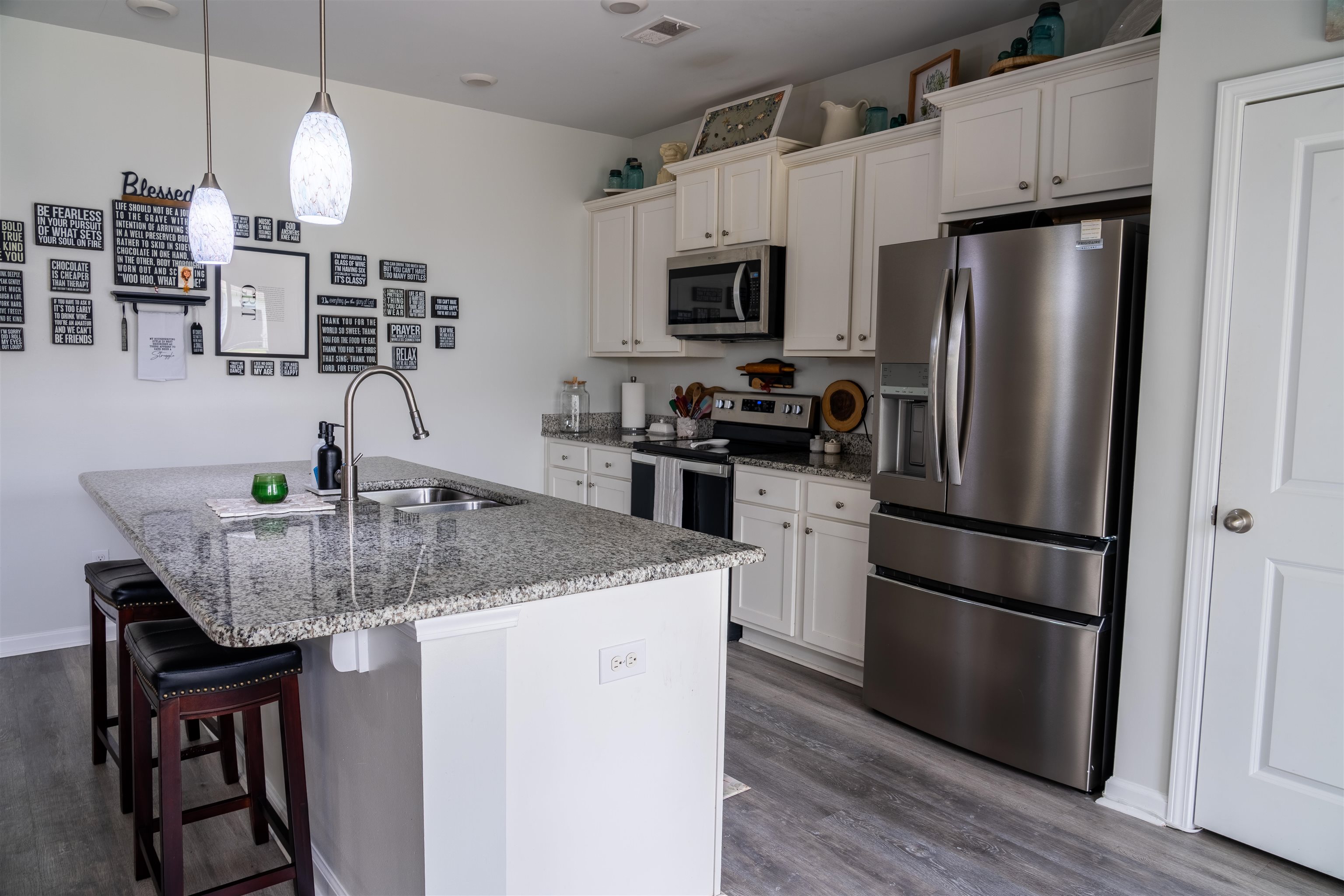 275 Forestbrook Cove Circle Property Photo 8