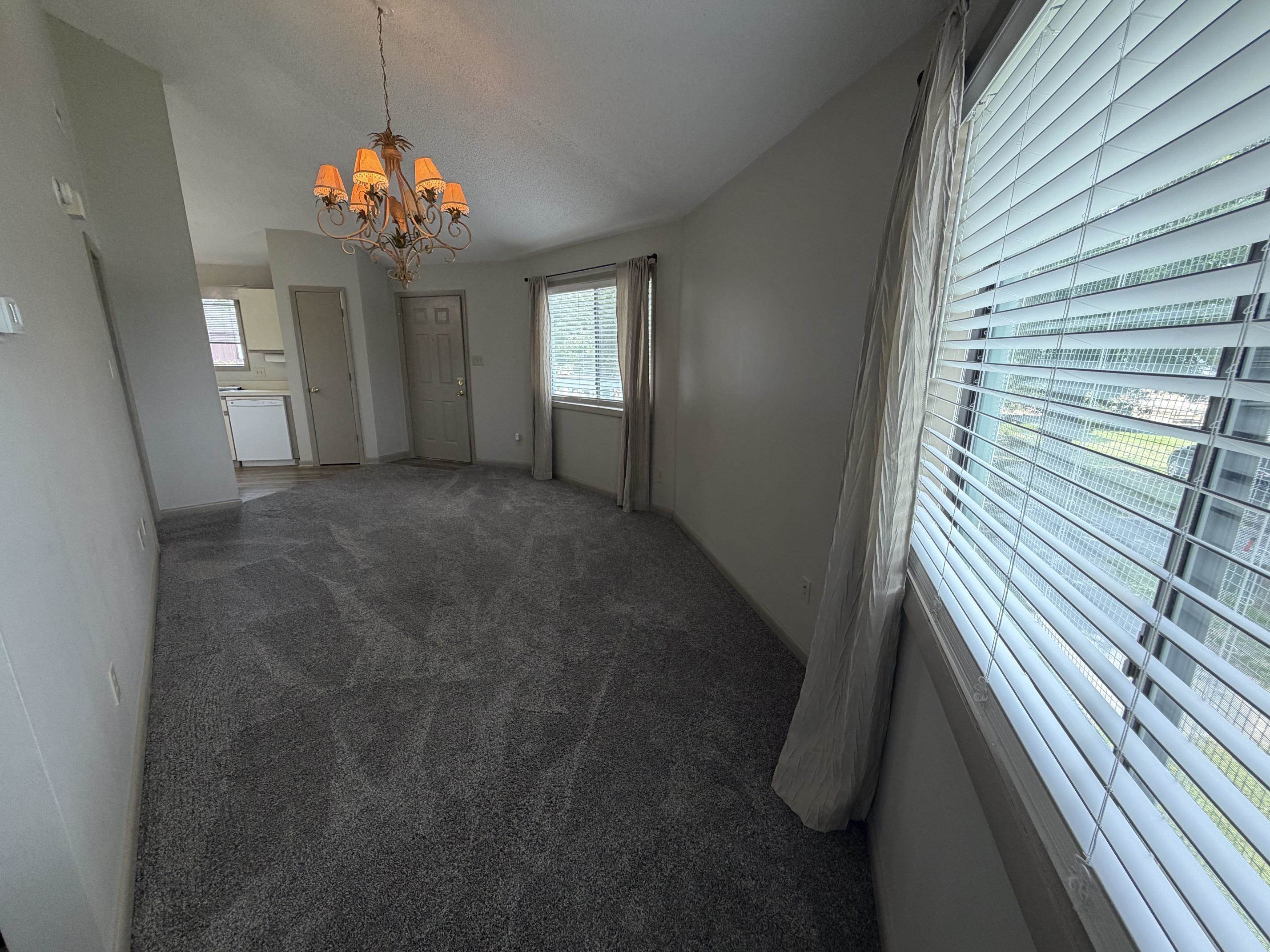 513 Tree Top Ln. Property Photo 27