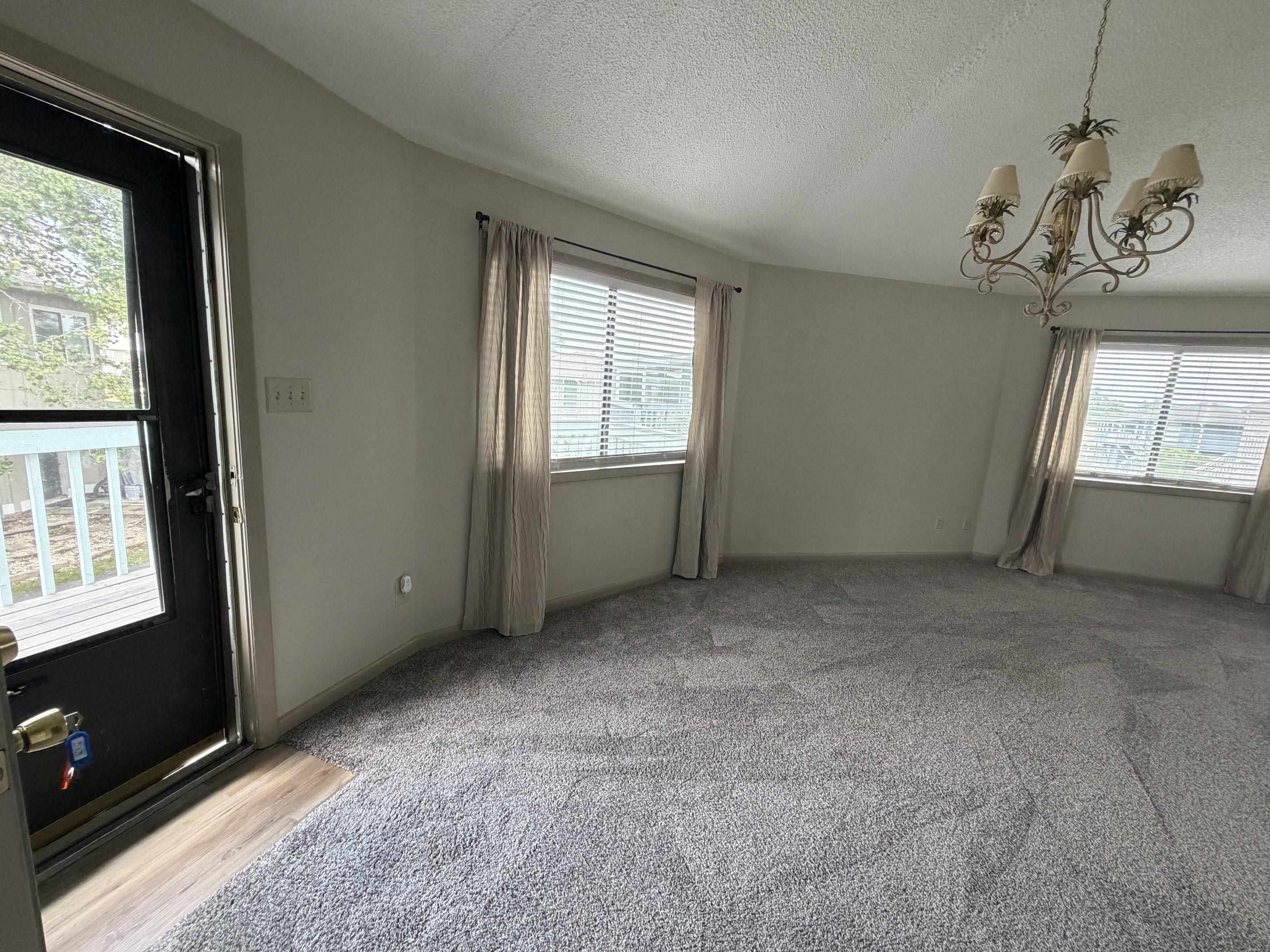 513 Tree Top Ln. Property Photo 38
