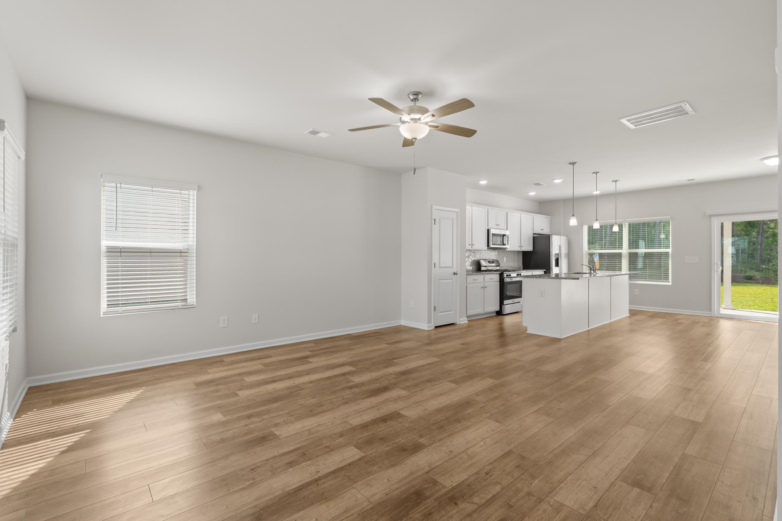 1318 Boswell Ct. Property Photo 6