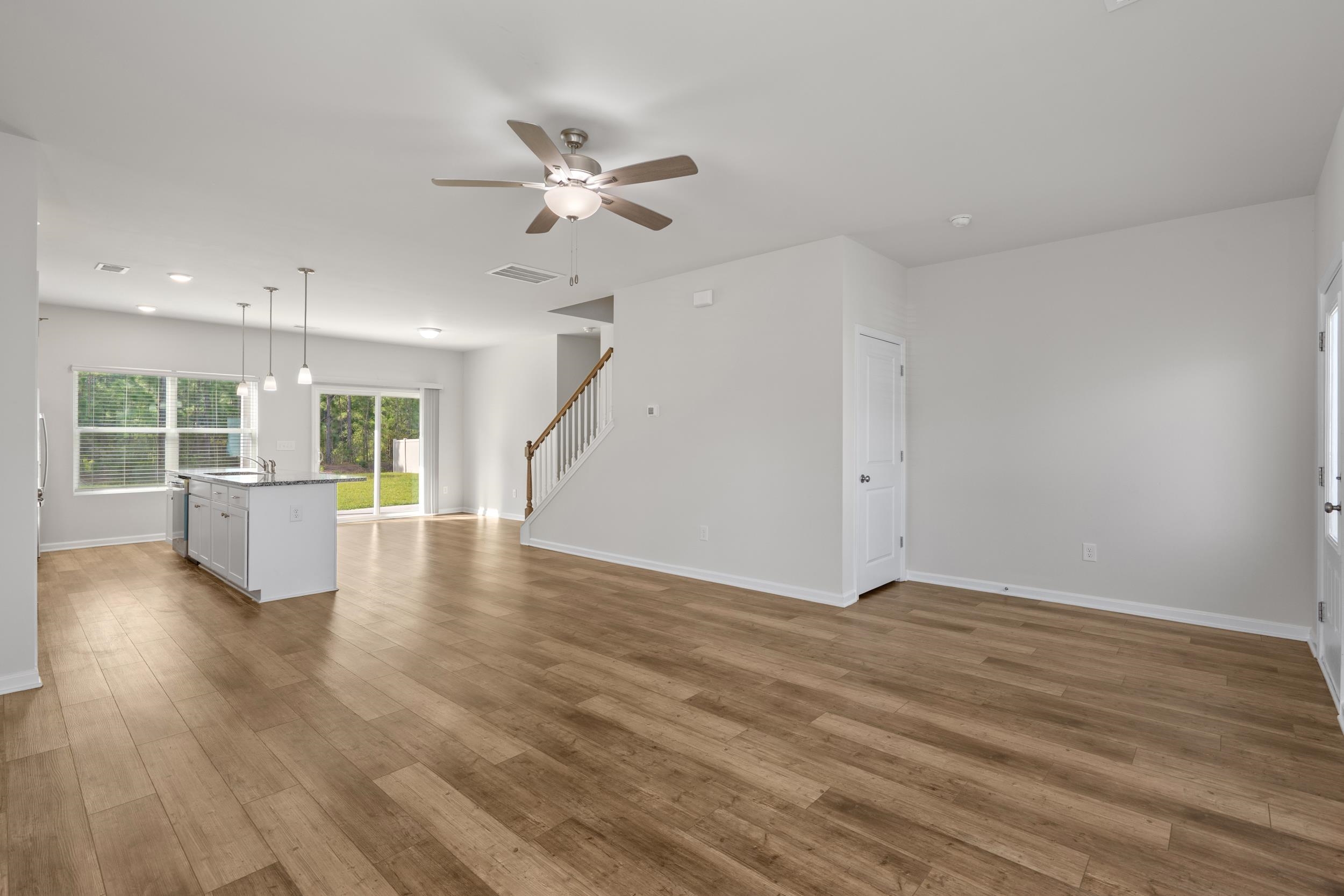 1318 Boswell Ct. Property Photo 7