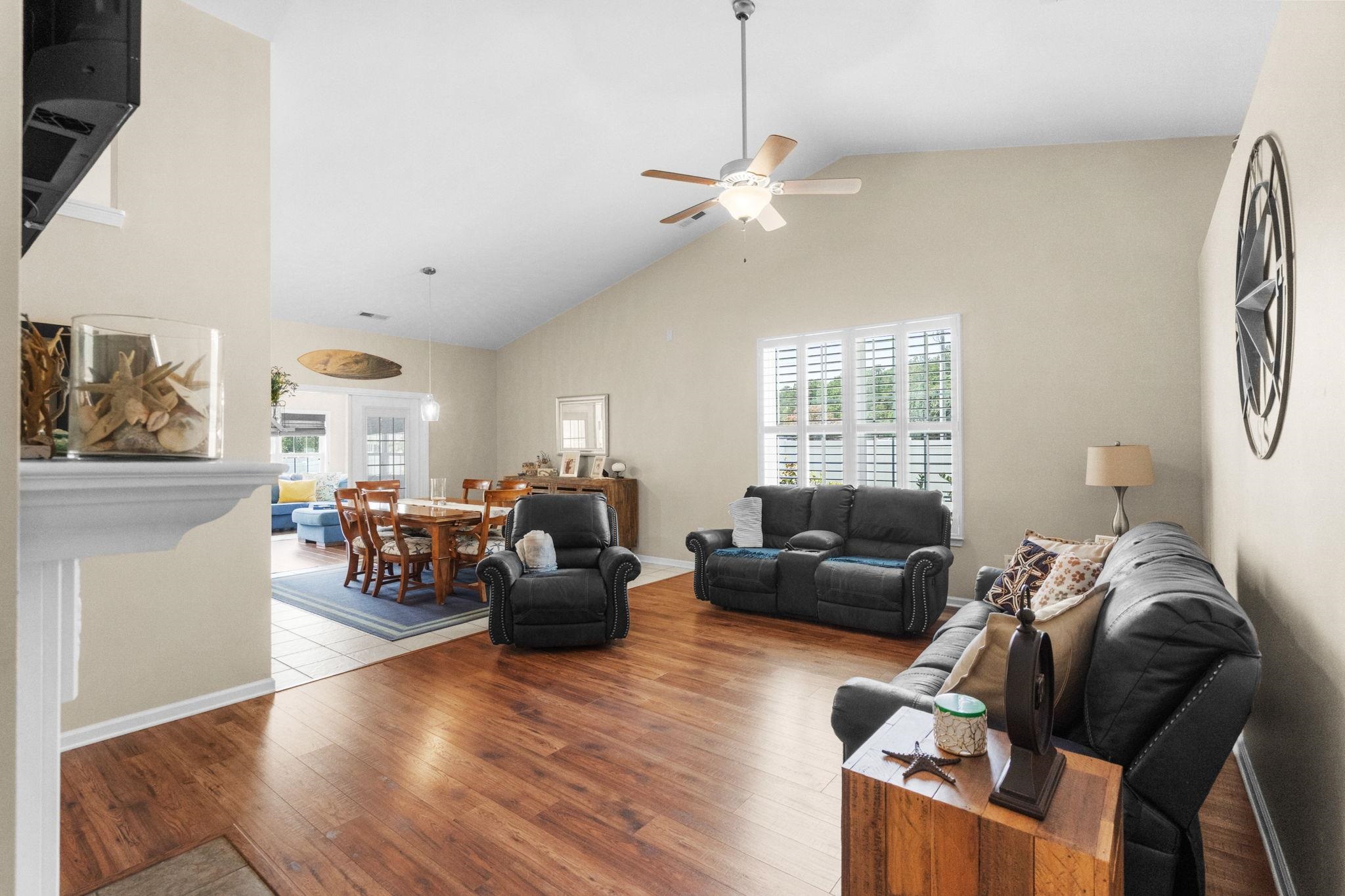 508 Coopers Hawk Ct. Property Photo 12
