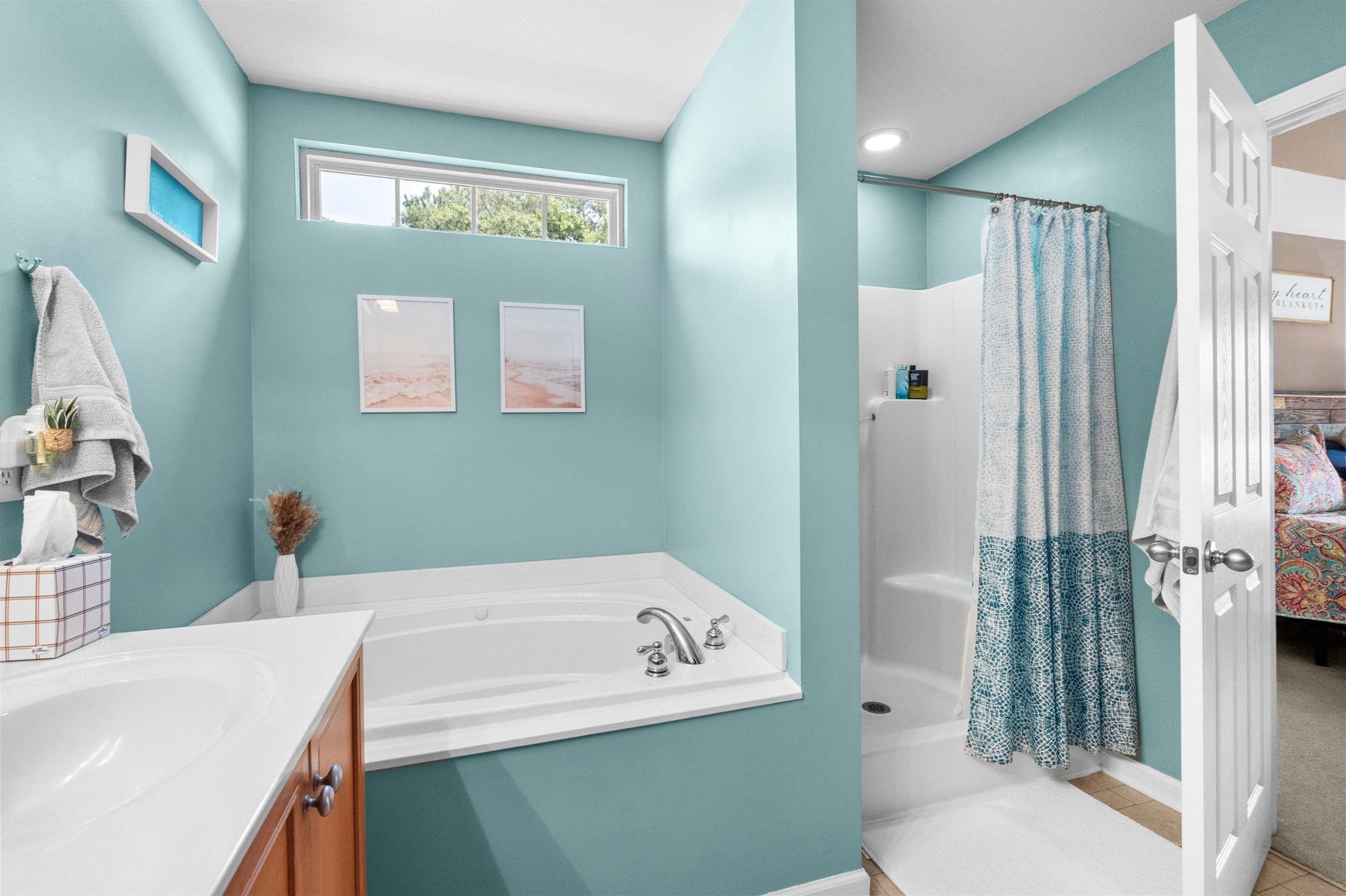 508 Coopers Hawk Ct. Property Photo 38