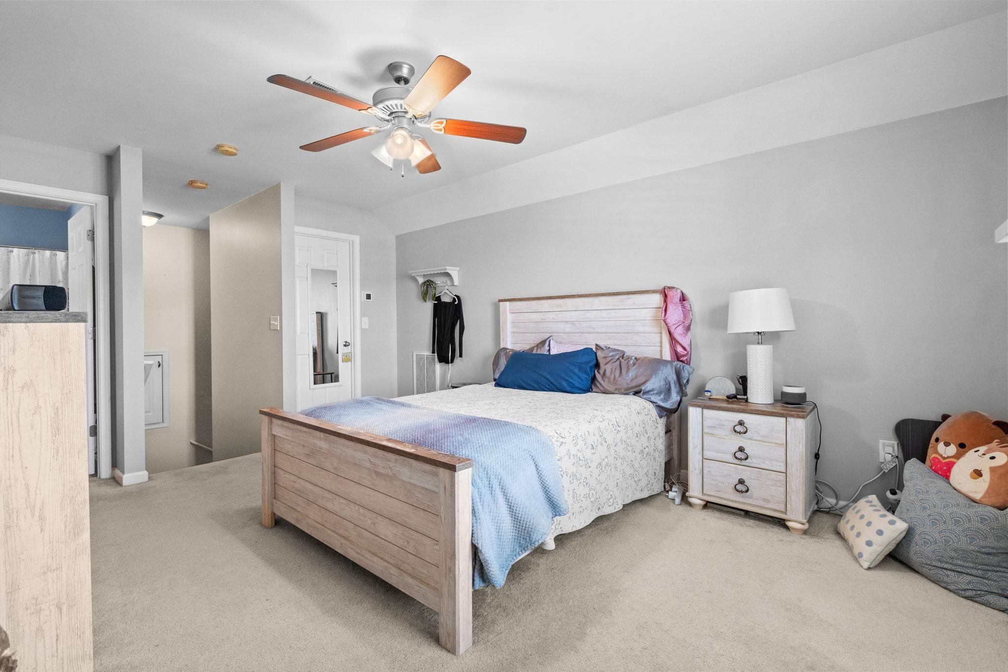 508 Coopers Hawk Ct. Property Photo 47