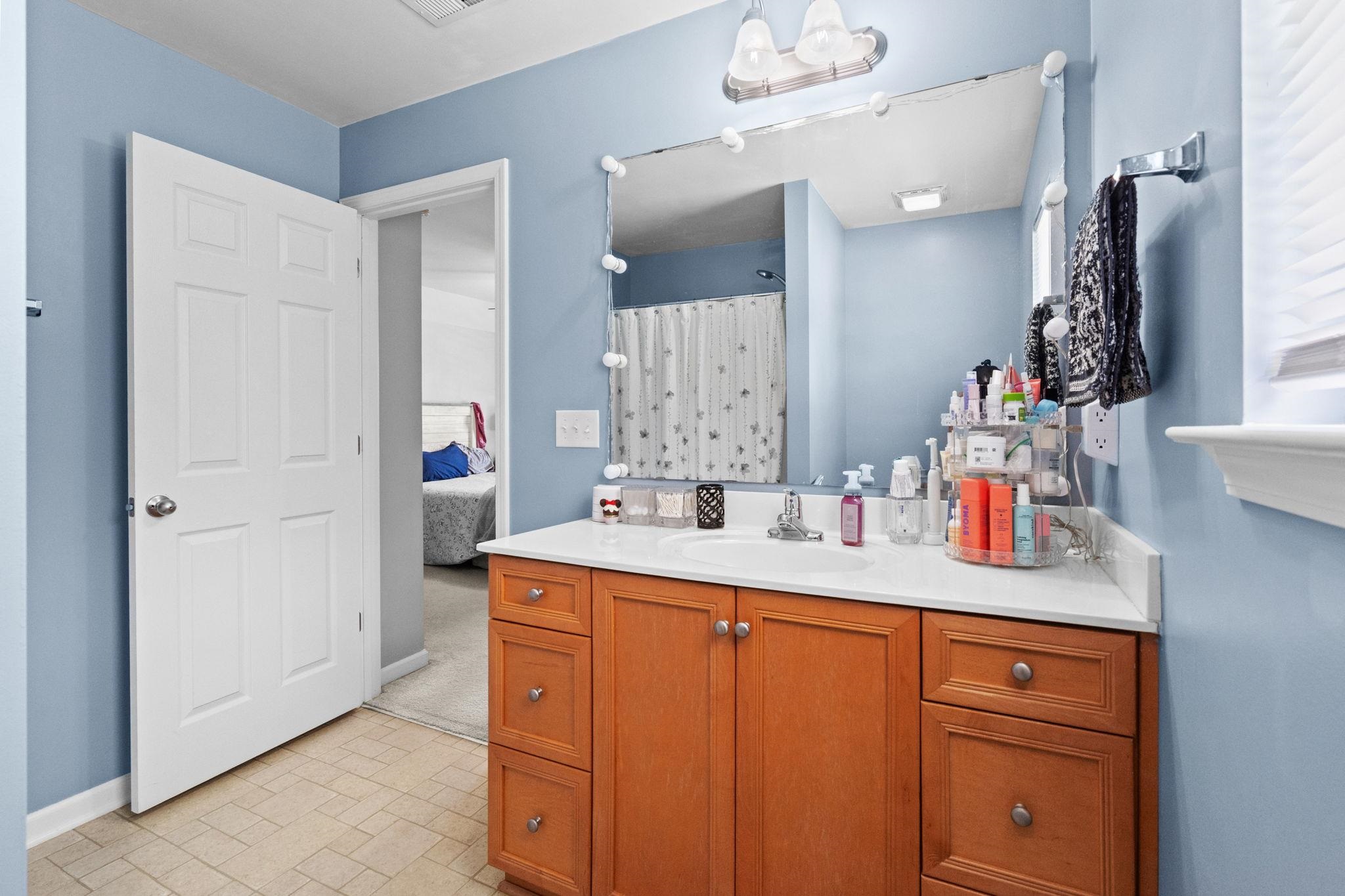 508 Coopers Hawk Ct. Property Photo 49