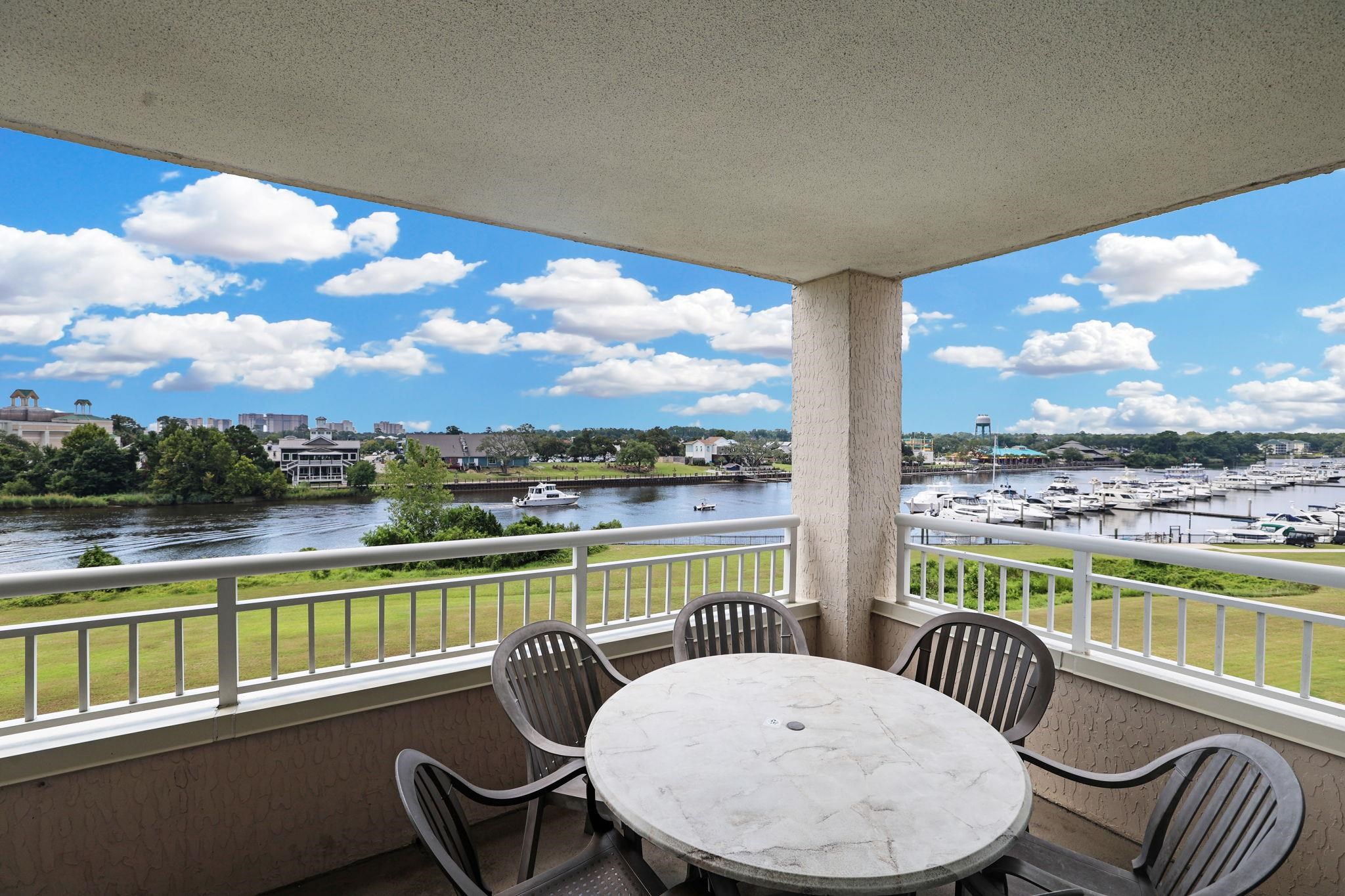 2151 Bridgeview Ct. Property Photo 2