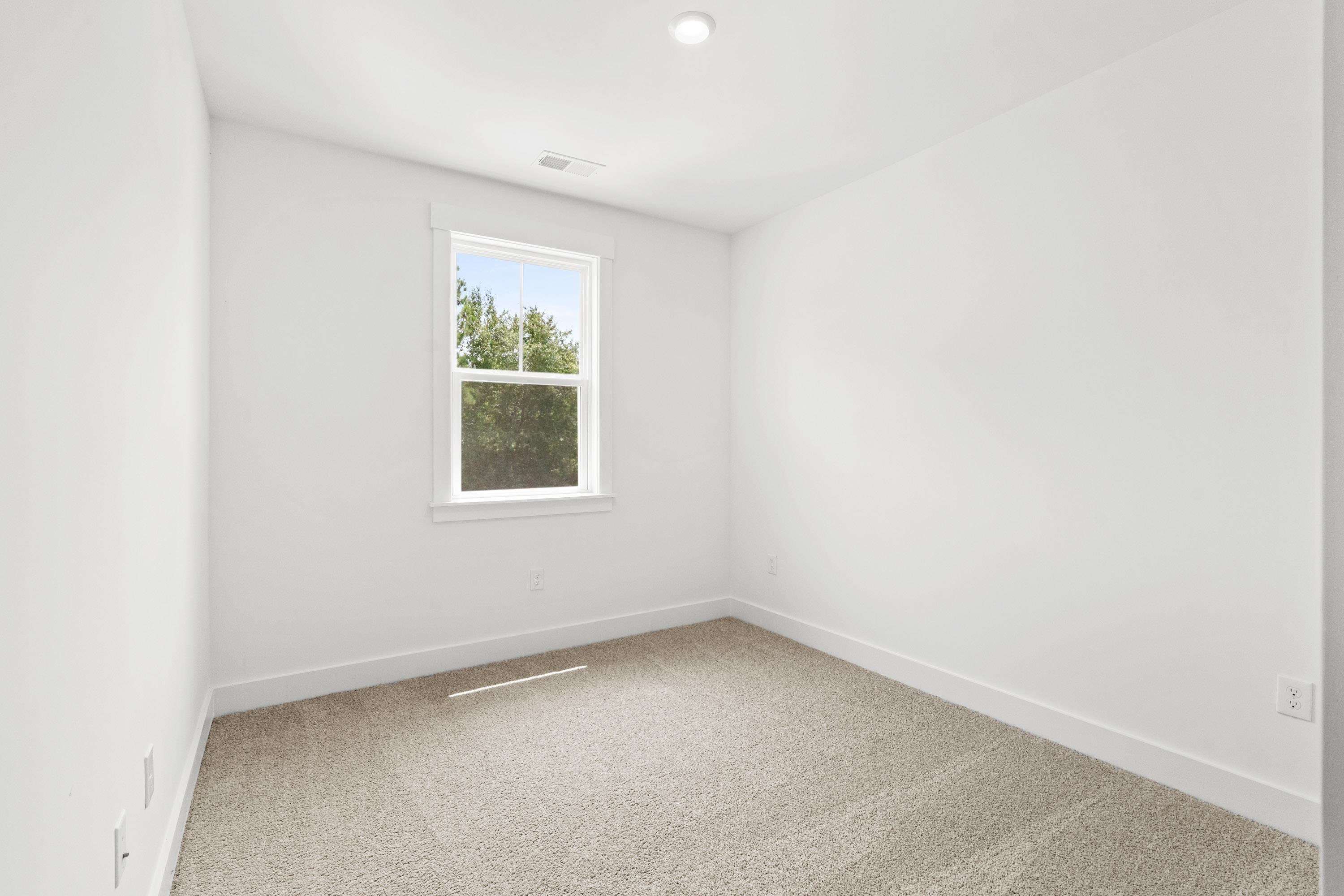 878 Foxtail Dr. Property Photo 32