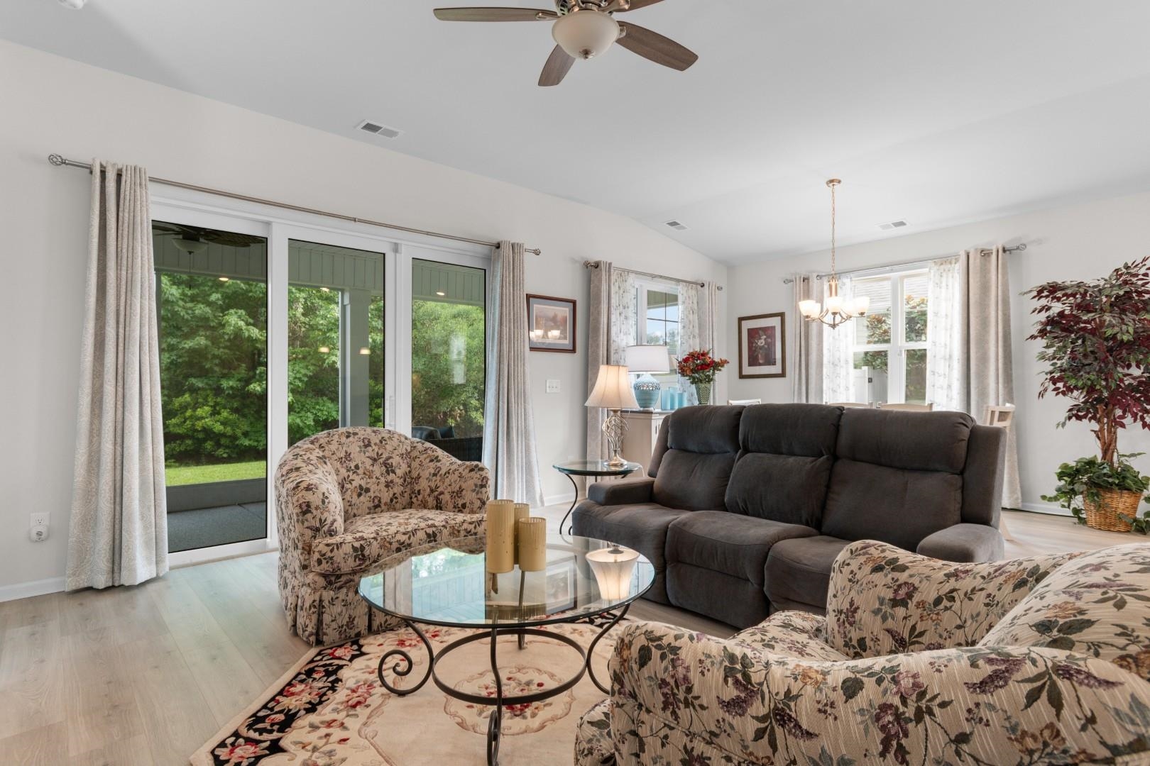 205 Juniata Loop Property Photo 13