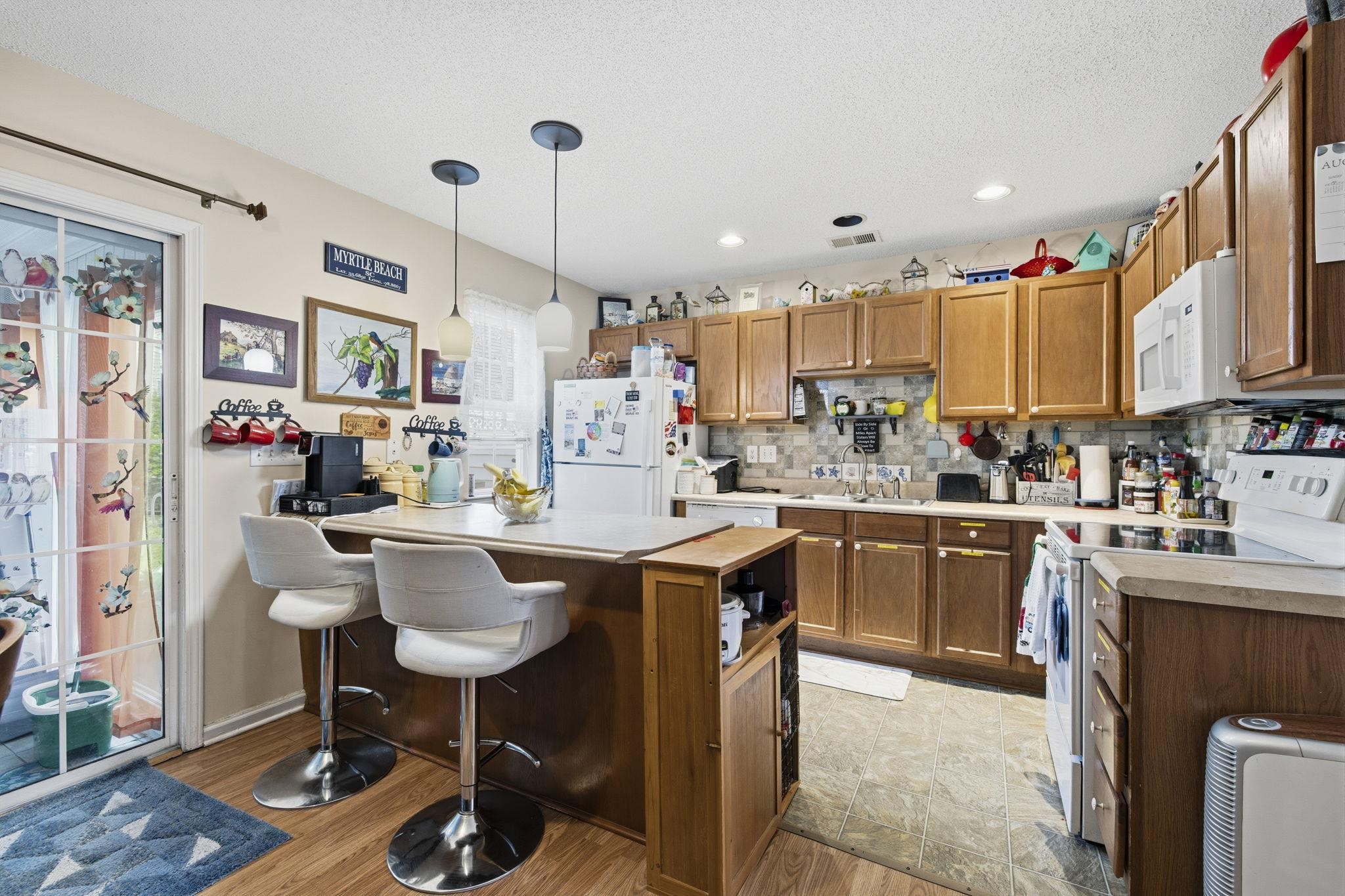 1055 Pinnacle Ln. Property Photo 10