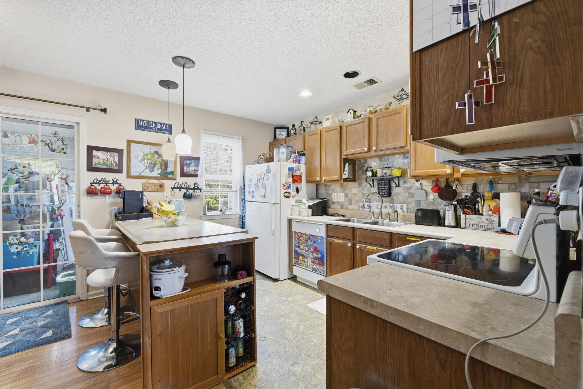 1055 Pinnacle Ln. Property Photo 12