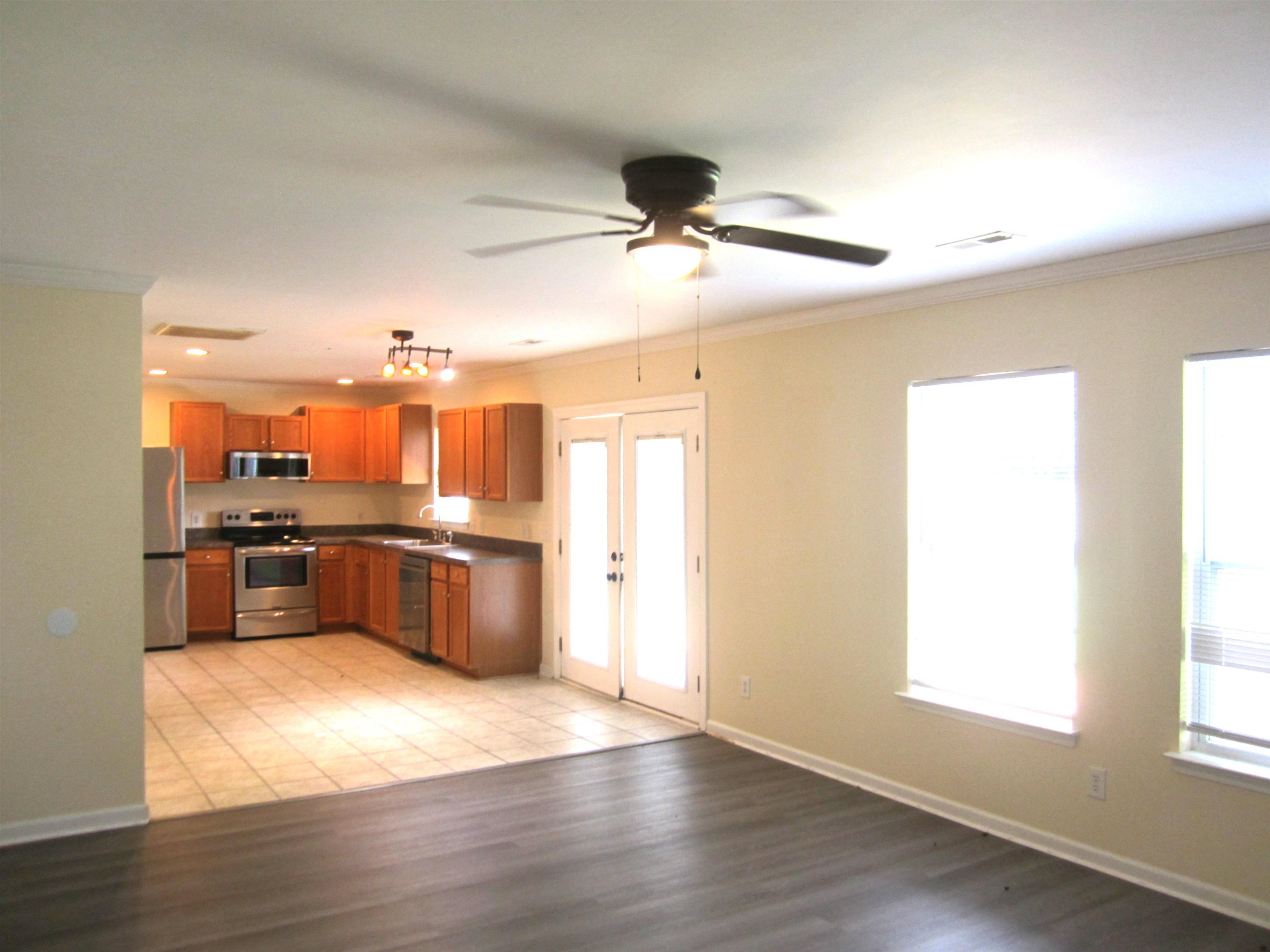 178 Tibton Circle Property Photo 9