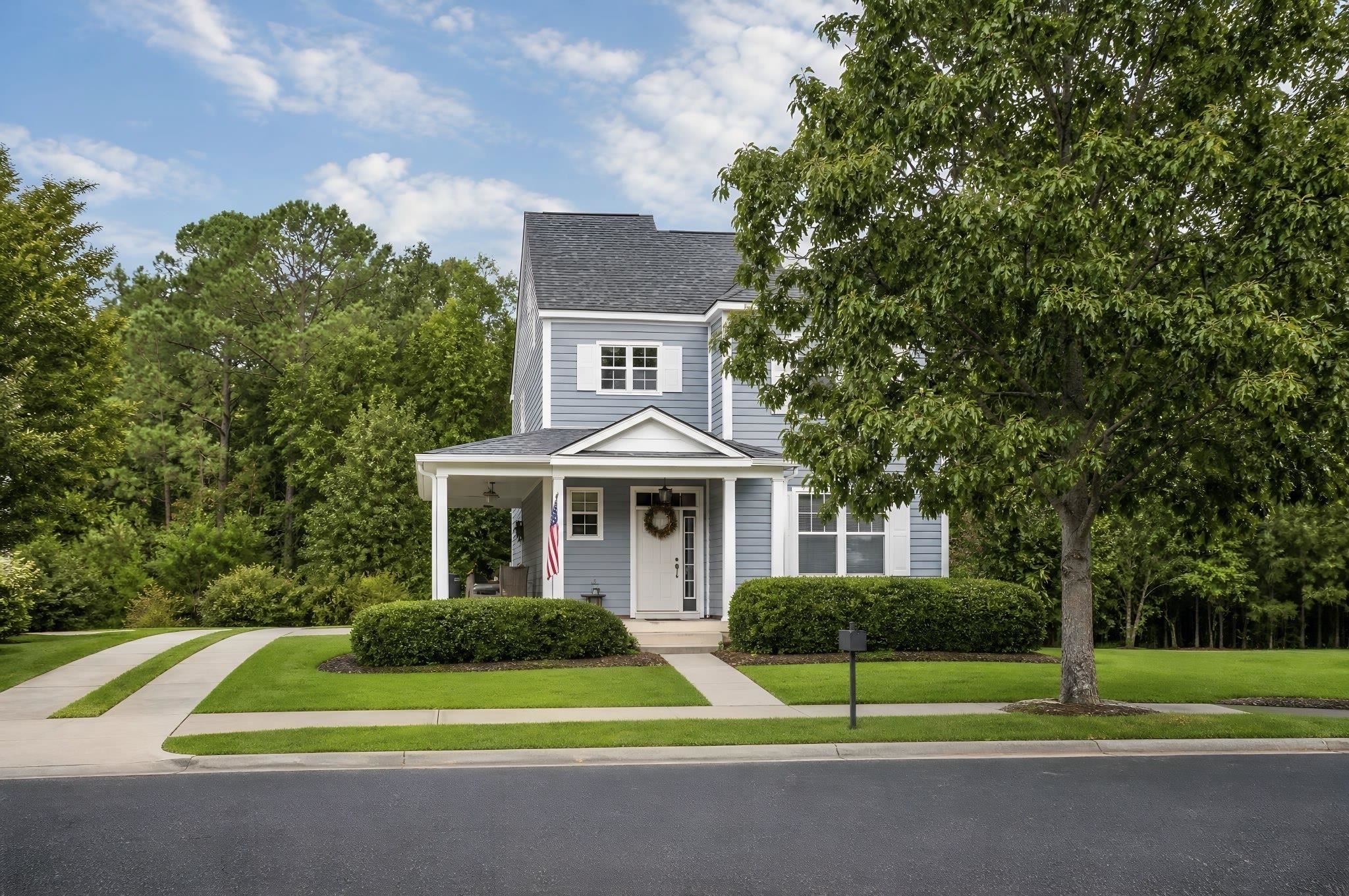608 College Park Circle Property Photo 1