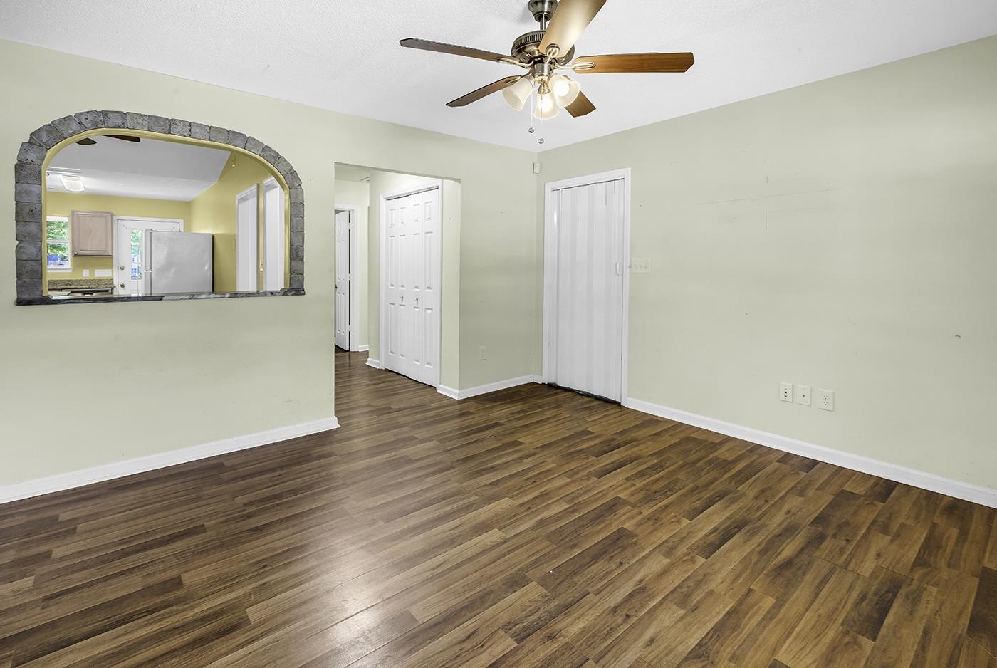 208 Coppersmith Ln. Property Photo 4