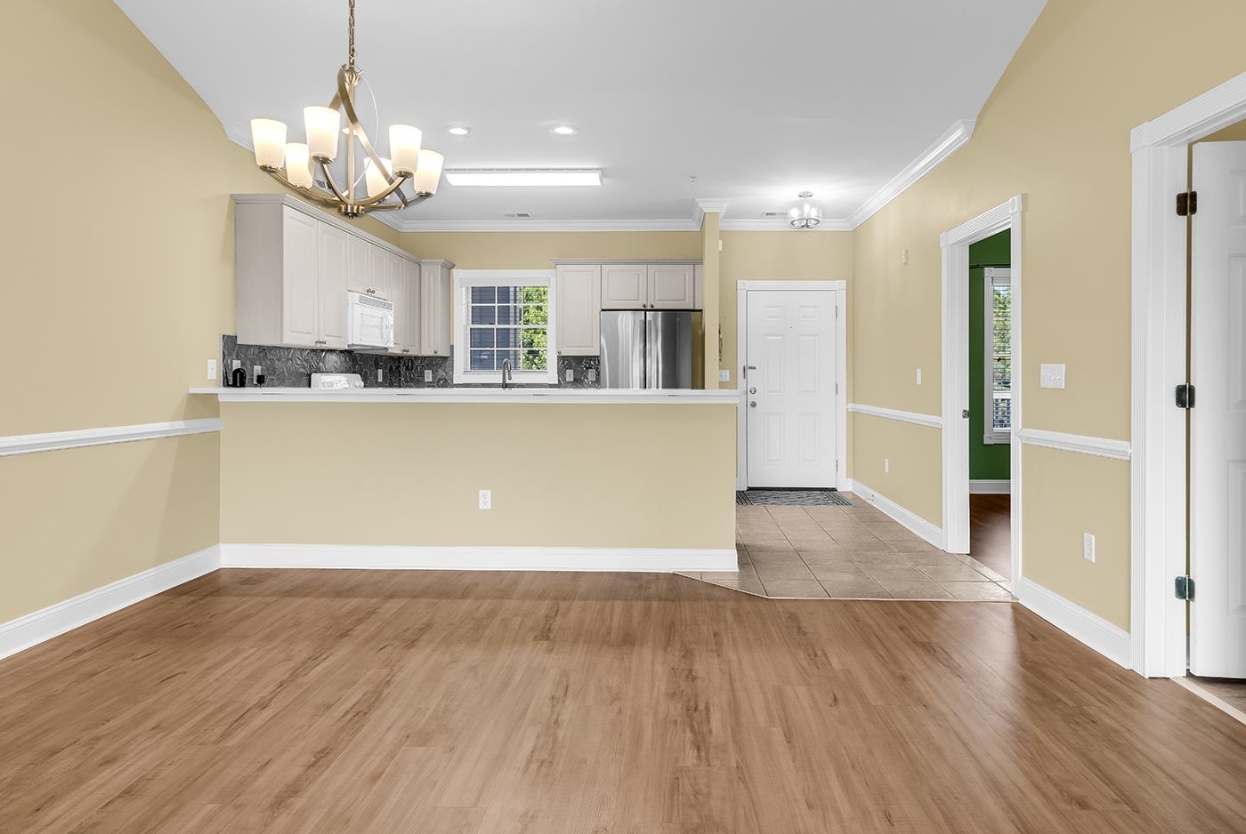 4847 Luster Leaf Circle Property Photo 8