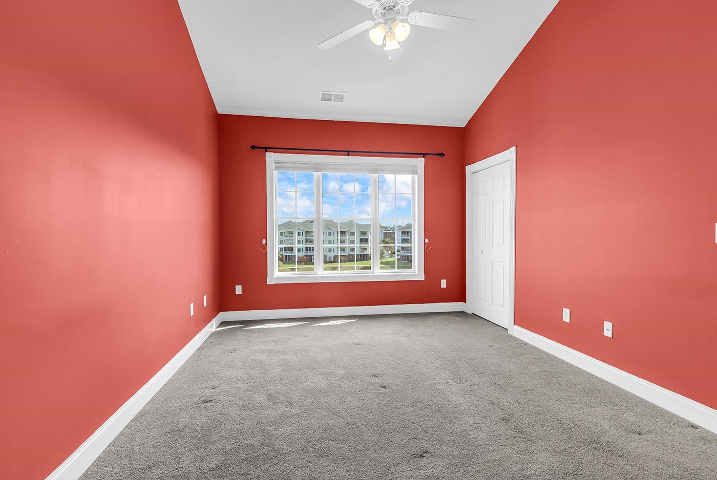 4847 Luster Leaf Circle Property Photo 14