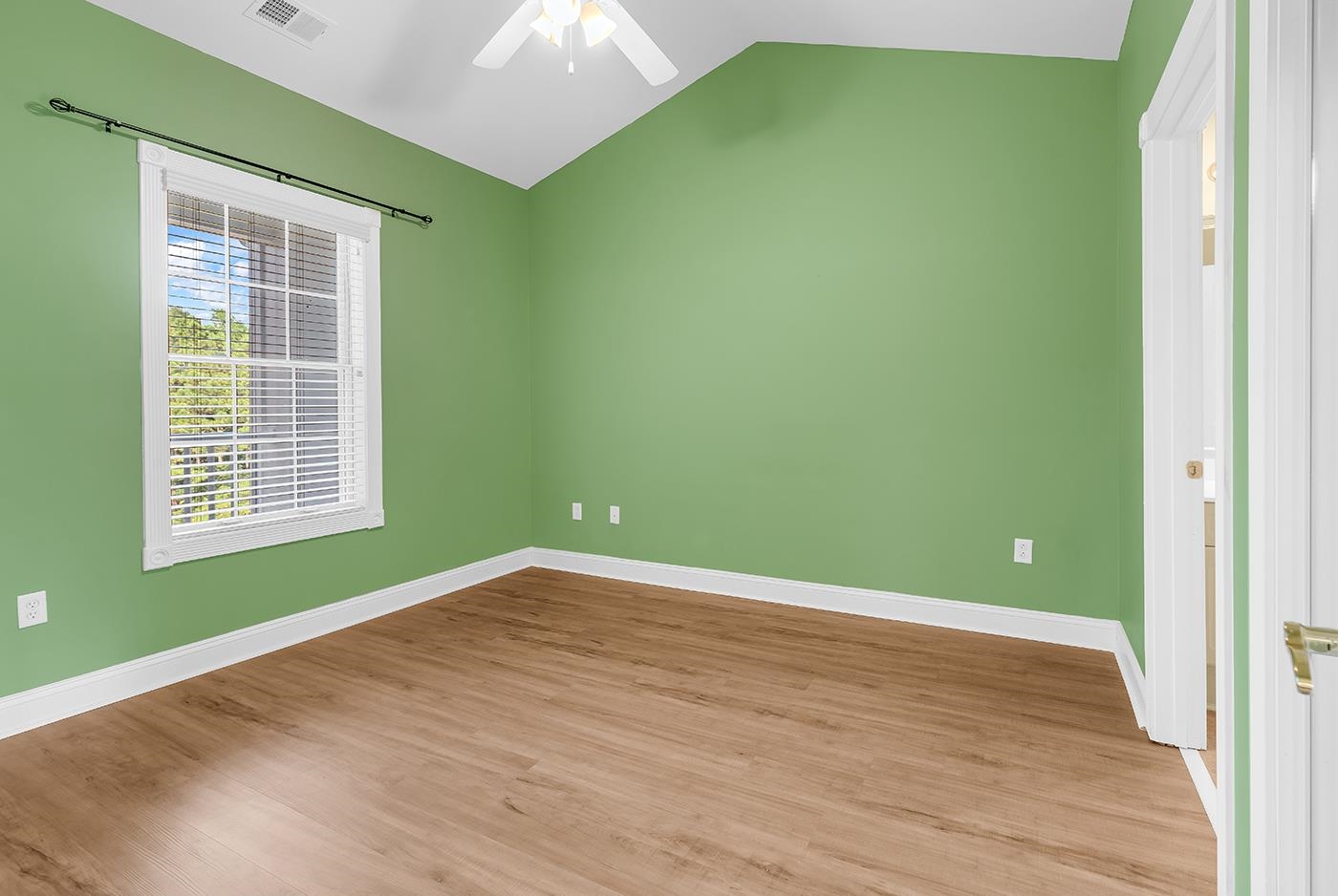 4847 Luster Leaf Circle Property Photo 18