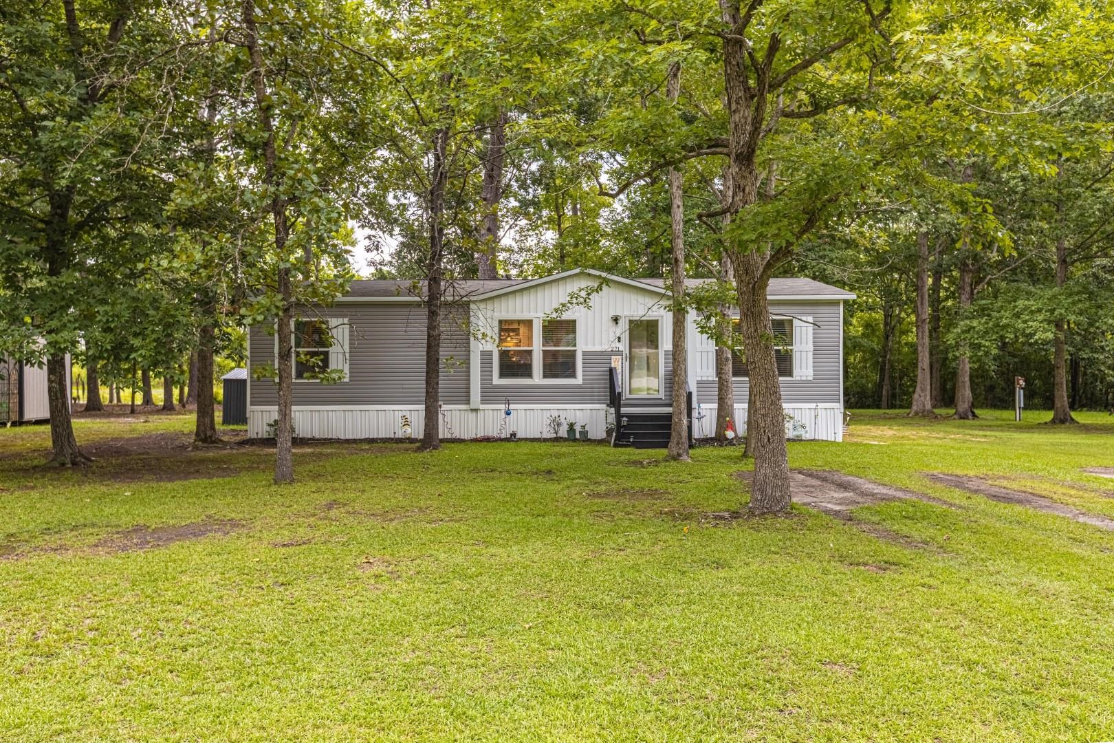 271 Williamson Lake Circle Property Photo 2