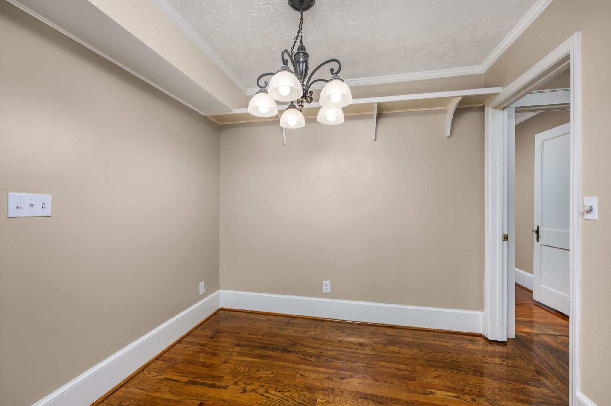 3116 Main St. Property Photo 12