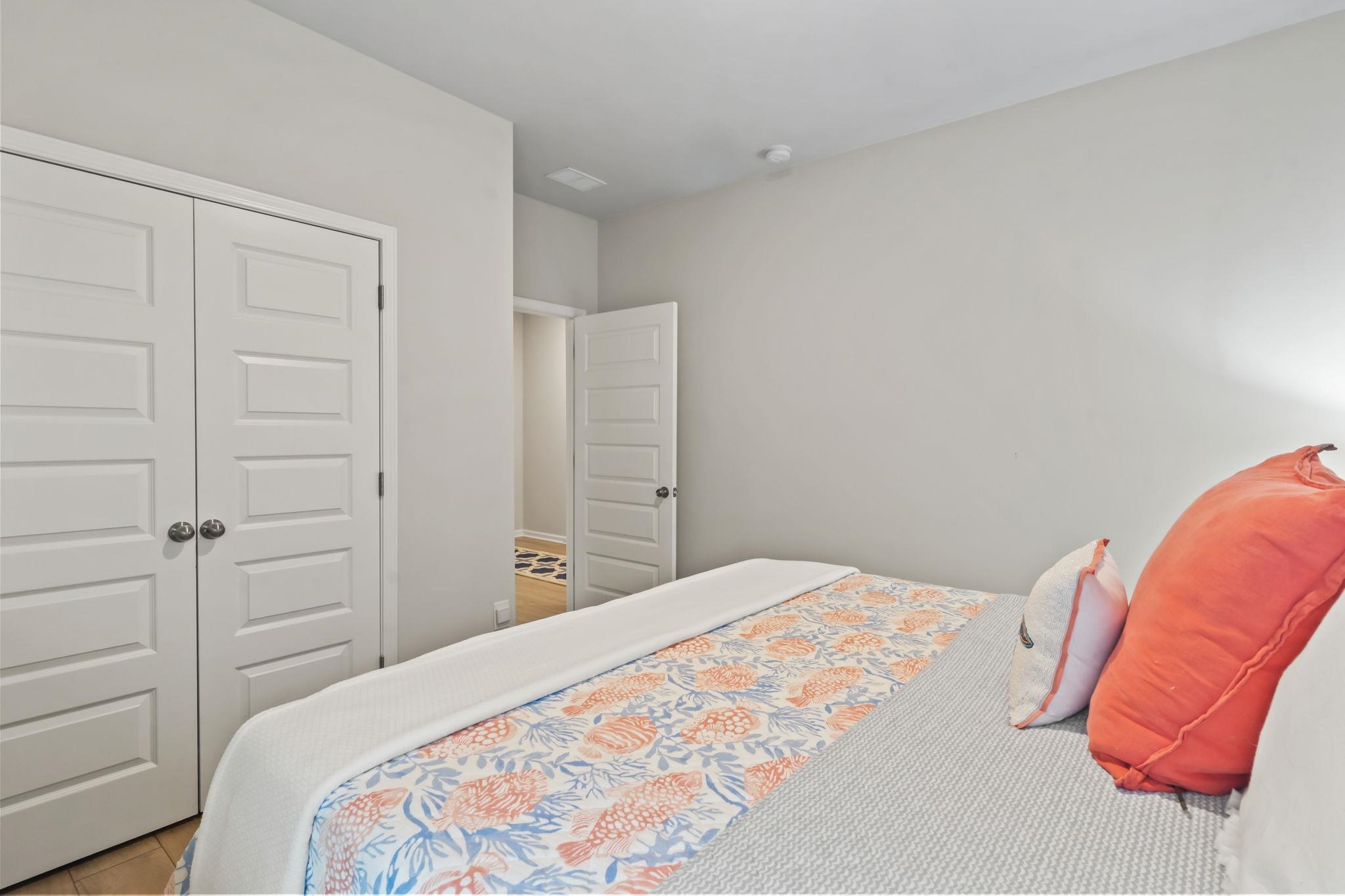 2070 Santa Maria St. Property Photo 34