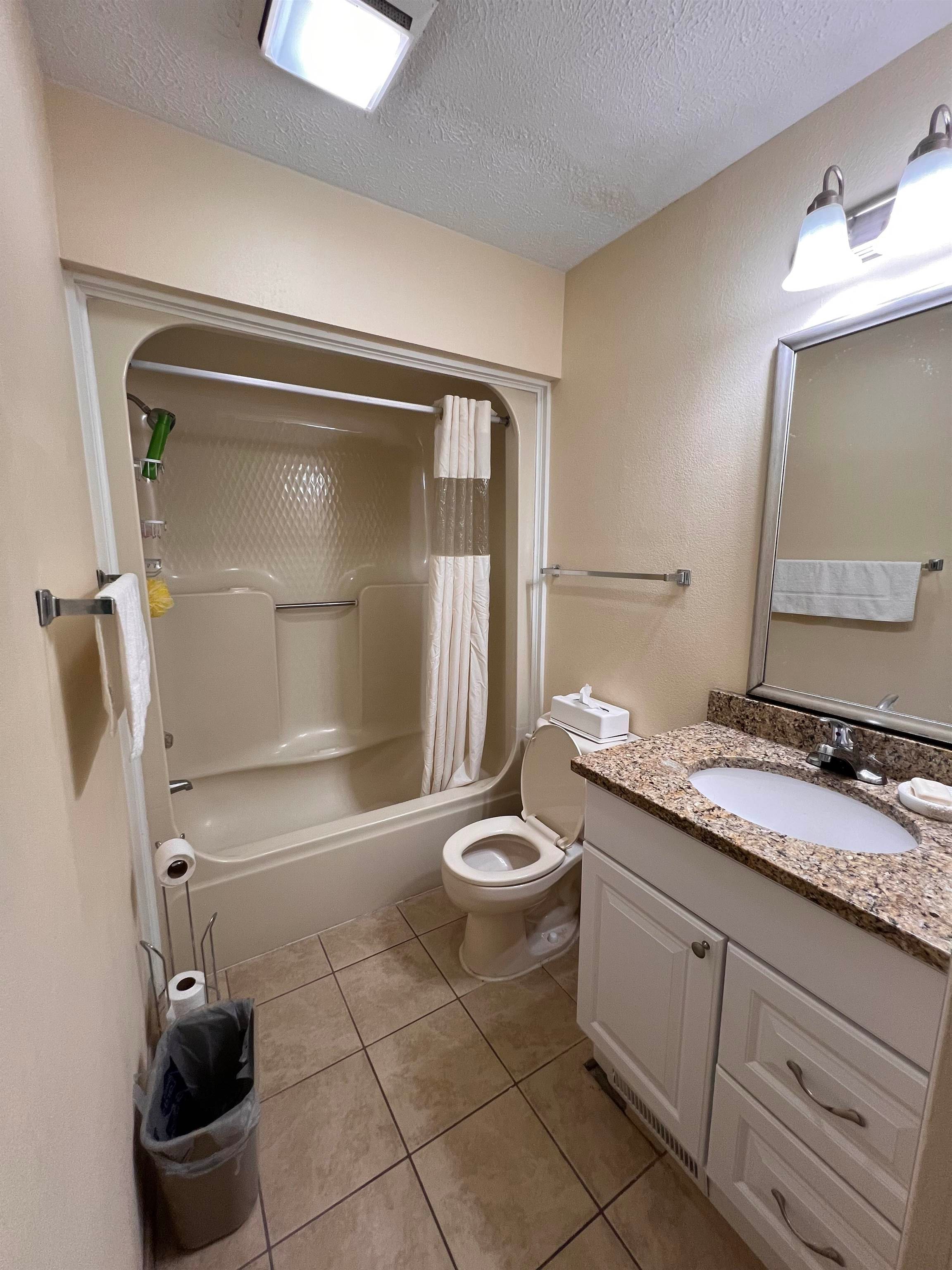 2805 Ocean Blvd. N Property Photo 14