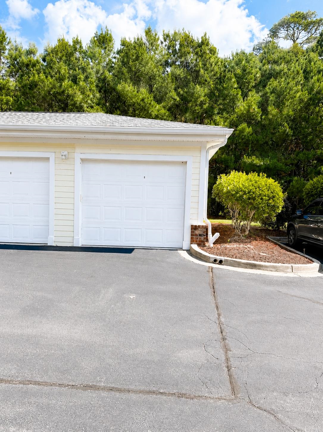 4851 Luster Leaf Circle Property Photo 12
