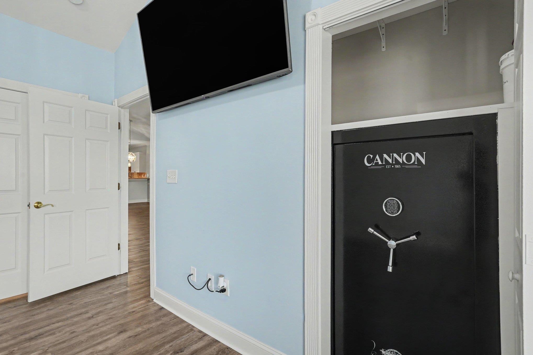 4851 Luster Leaf Circle Property Photo 25