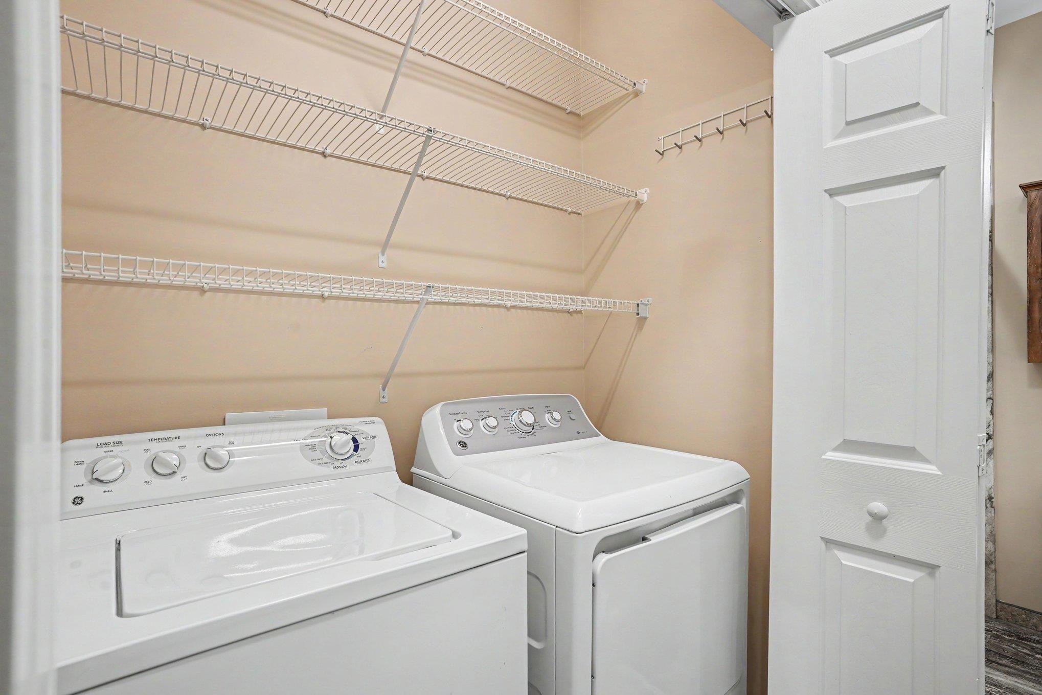 4851 Luster Leaf Circle Property Photo 32
