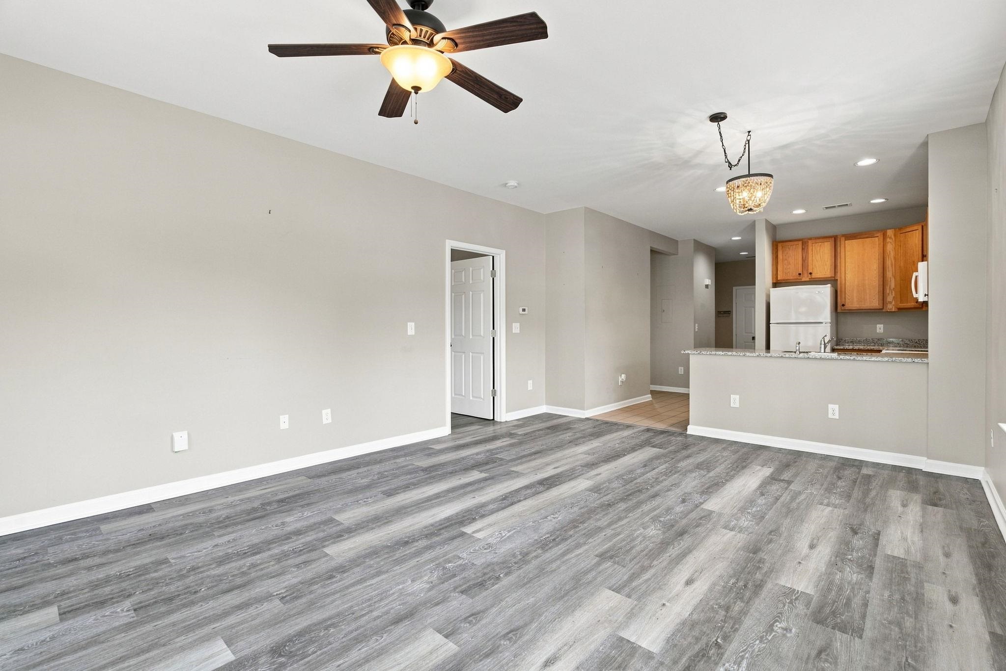4553 Girvan Dr. Property Photo 16