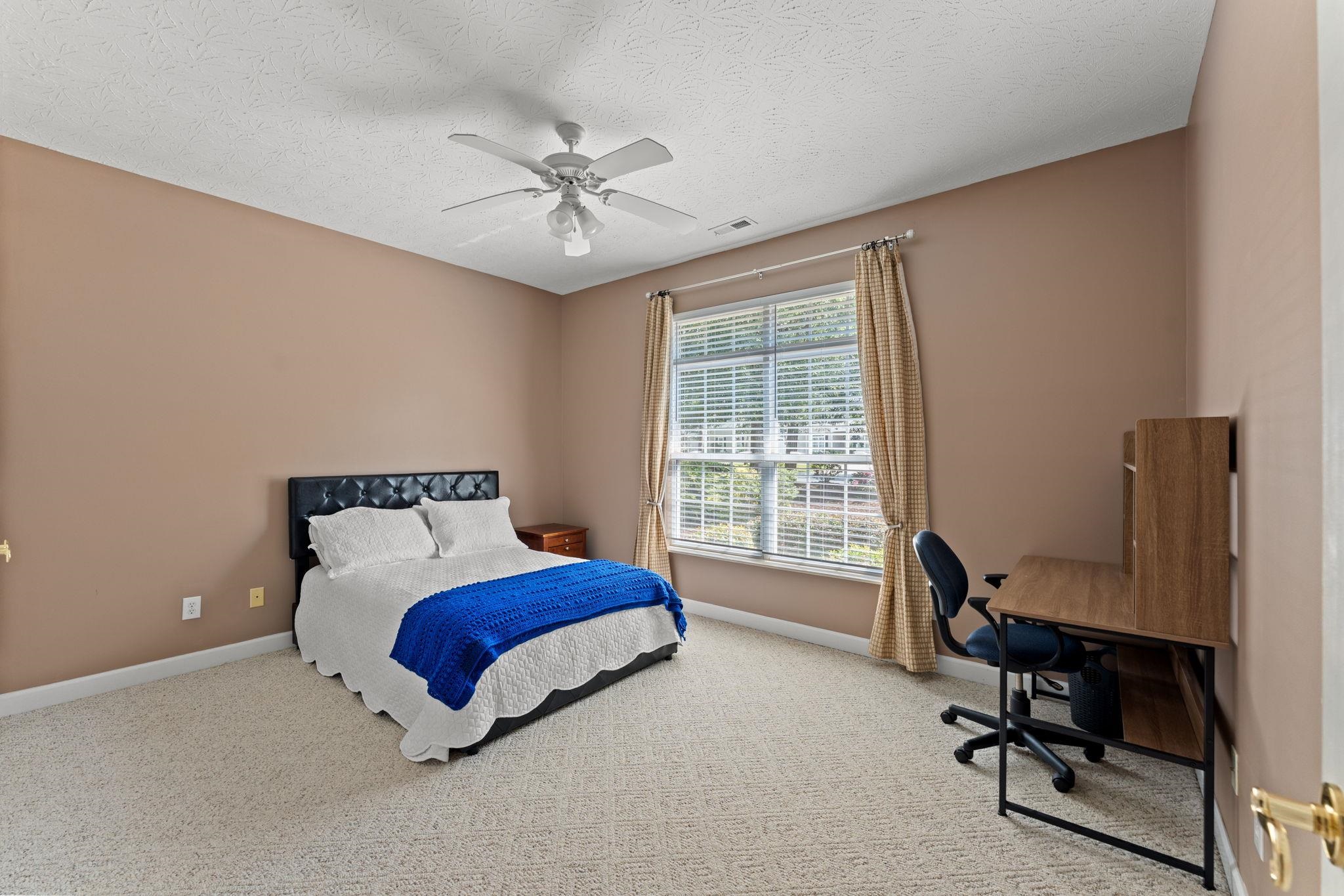 928 Heshbon Dr. Property Photo 28